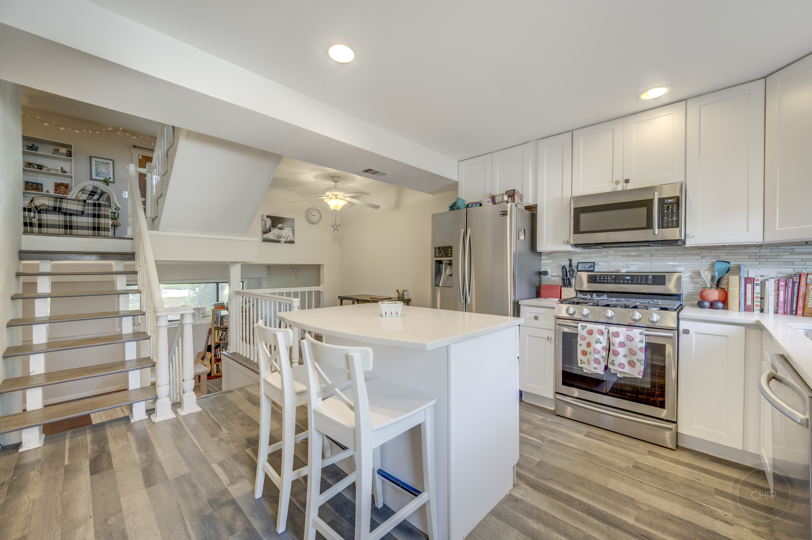 1622 Bay Court, Naperville, IL 60565