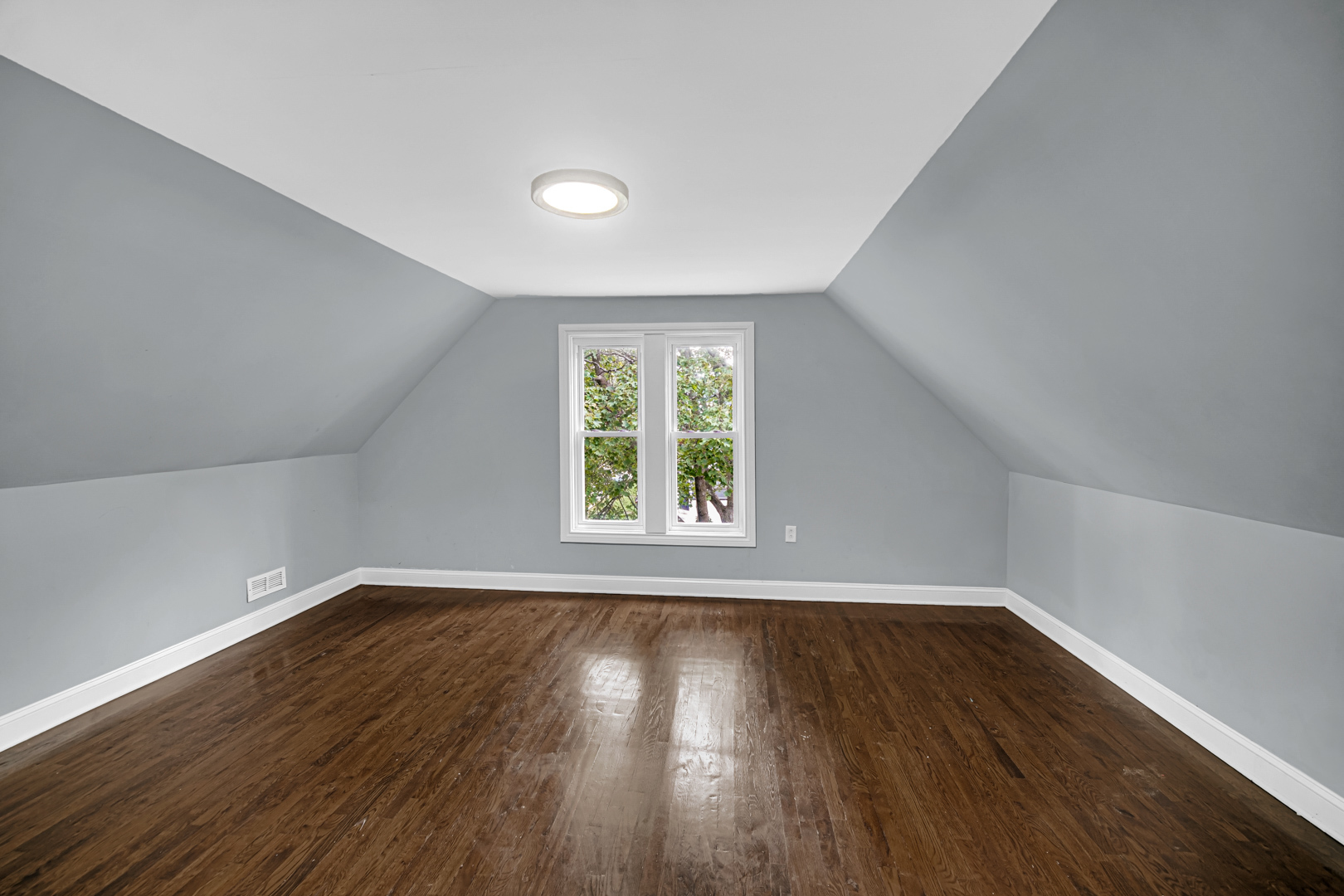 10500 S Edbrooke Avenue, Chicago, IL 60628