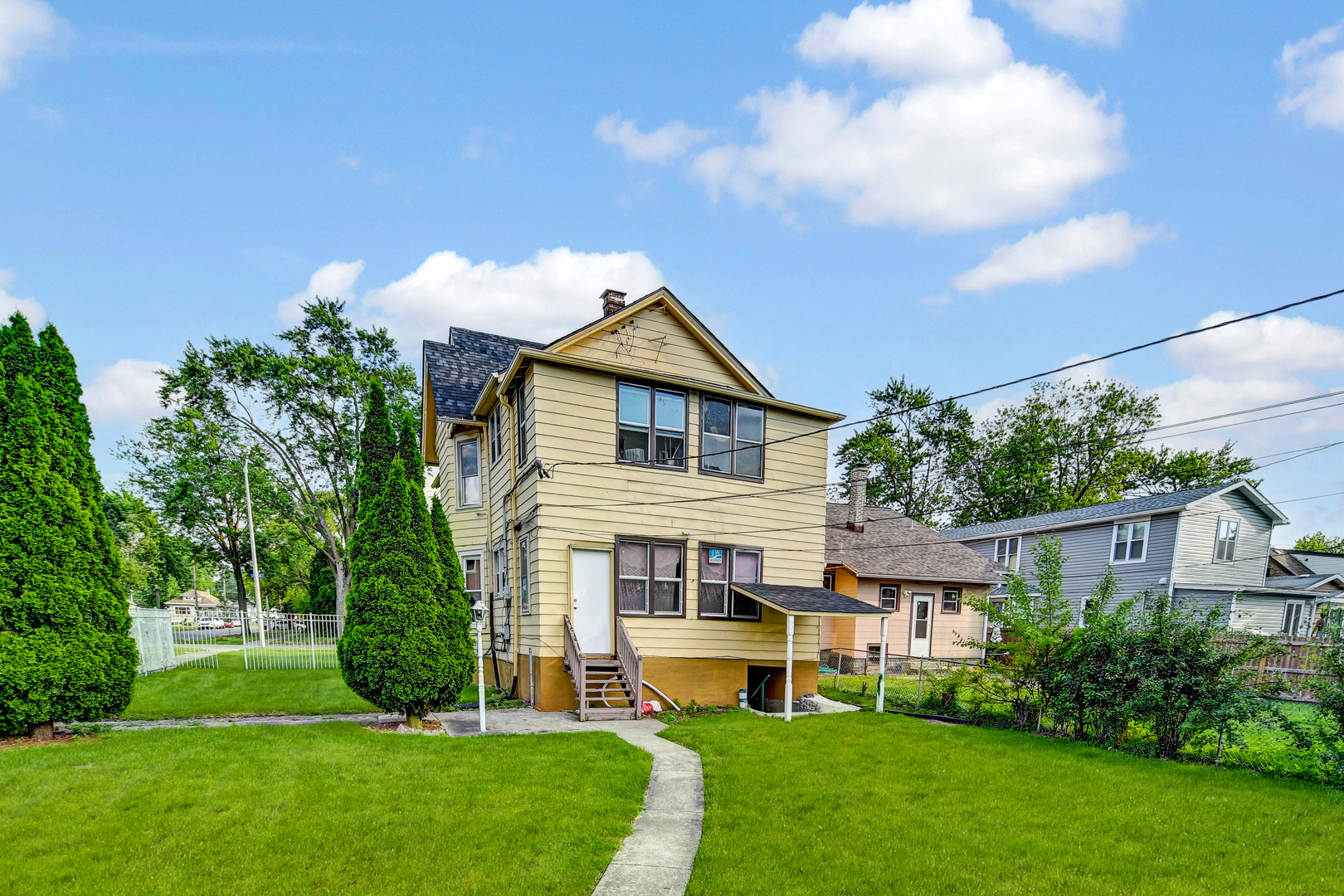 1904 High Street, Blue Island, IL 60406