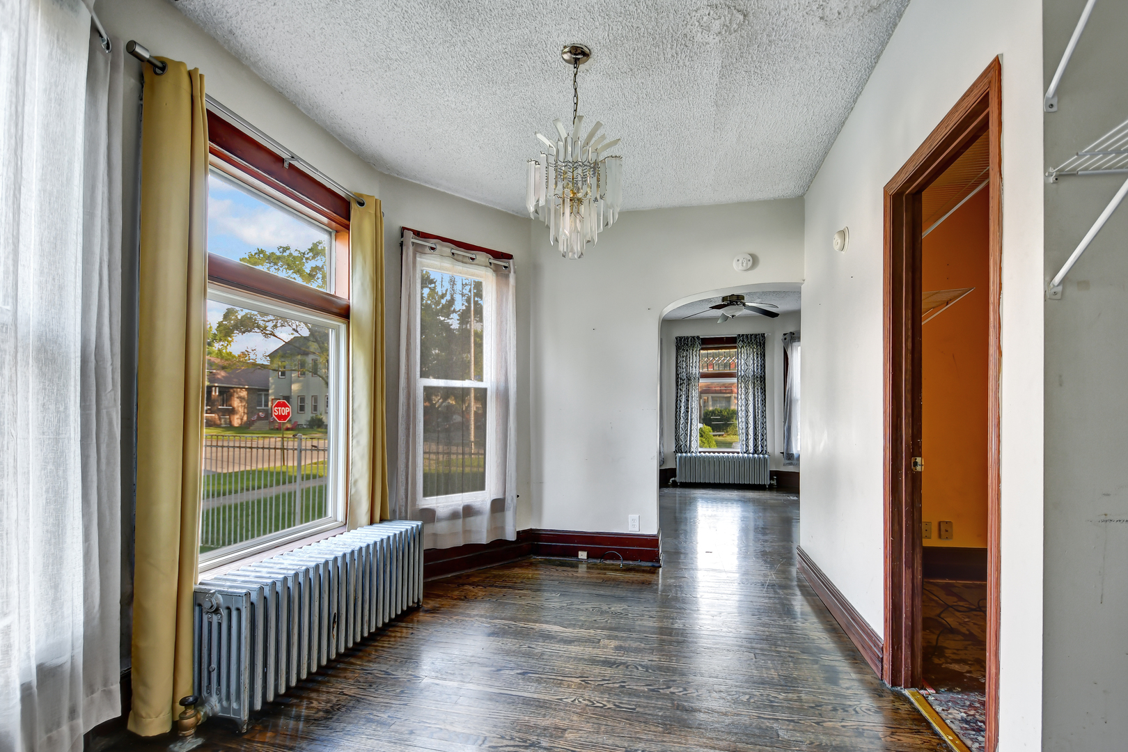 1904 High Street, Blue Island, IL 60406