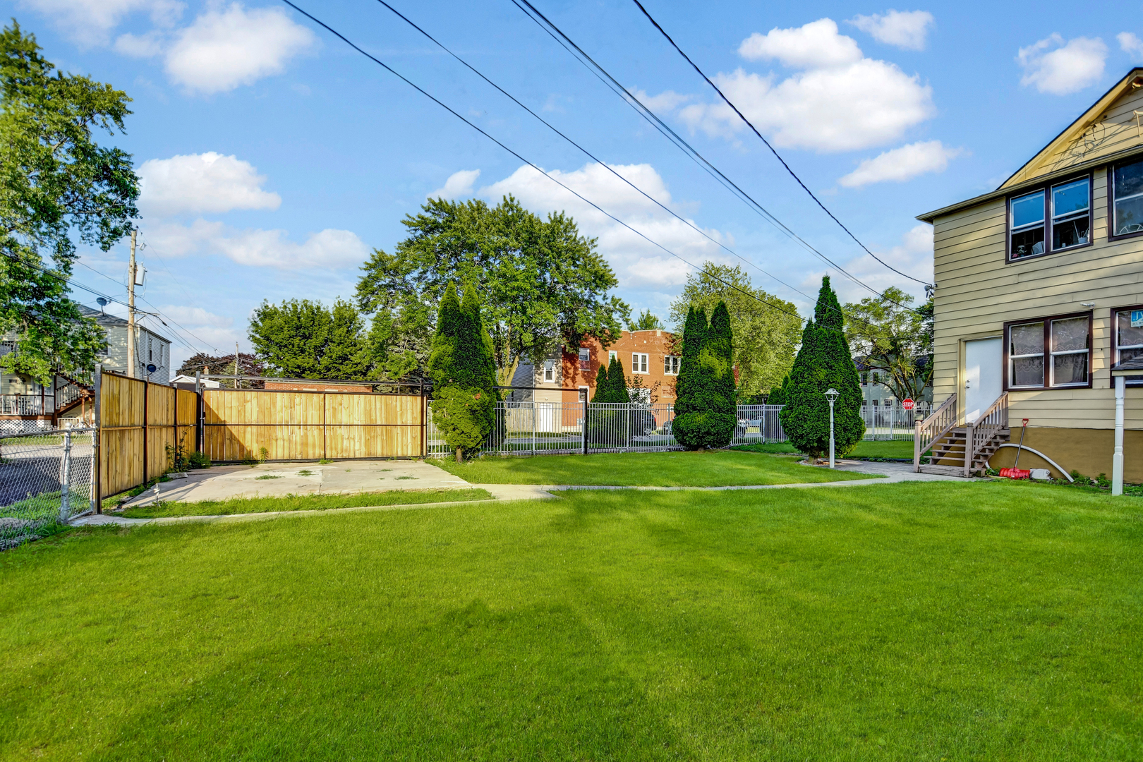 1904 High Street, Blue Island, IL 60406