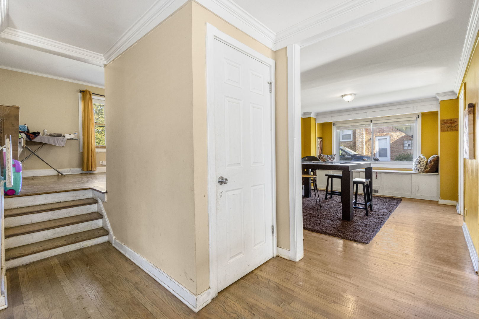 1107 E 161st Place, South Holland, IL 60473