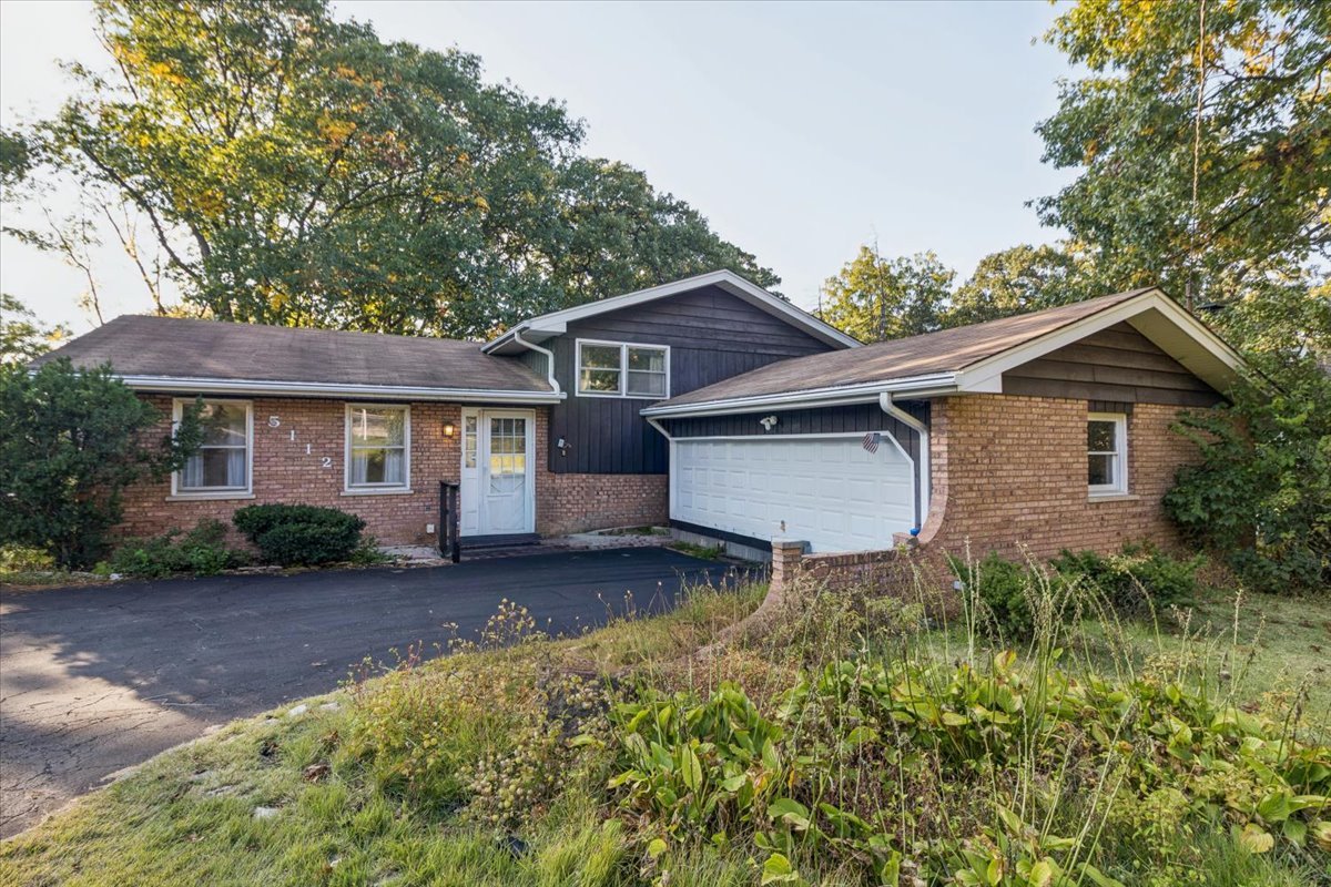 5112 Main Street, Lisle, IL 60532