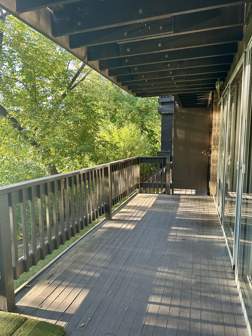 5531 E Lake Drive #77-A, Lisle, IL 60532