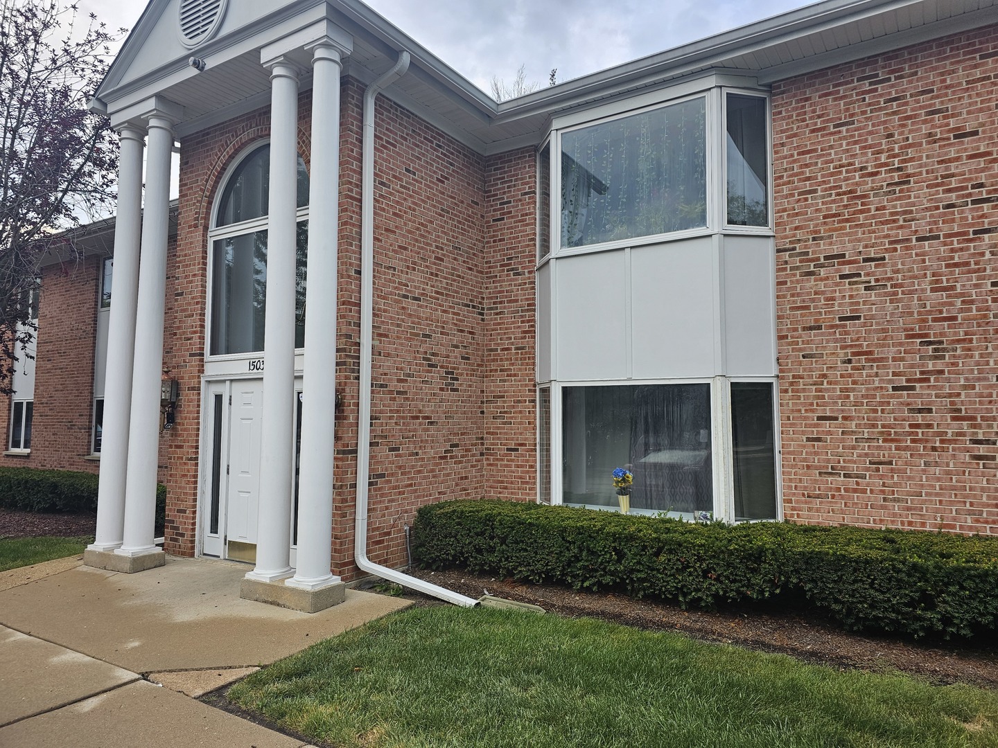 1503 N Milwaukee Avenue #4B, Libertyville, IL 60048