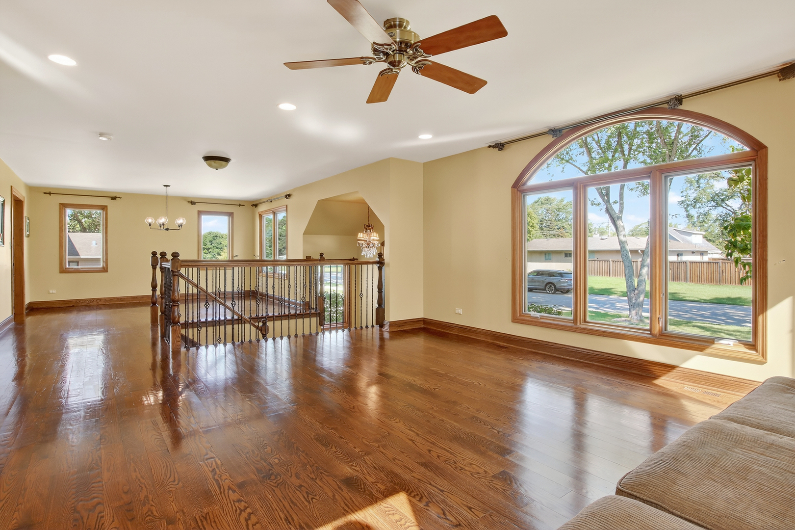 1417 E Joyce Avenue, Palatine, IL 60074