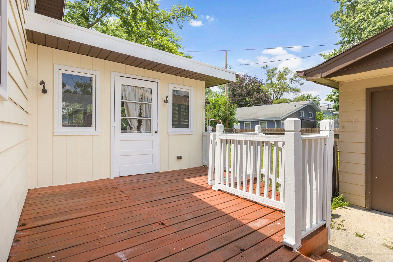 720 W Terrace Street, Villa Park, IL 60181