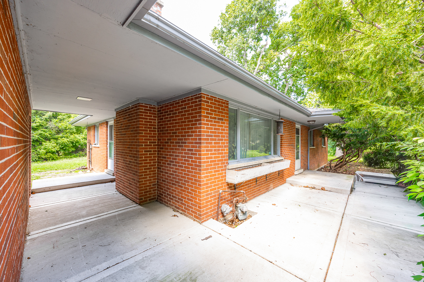 3N424 Elm Court, West Chicago, IL 60185