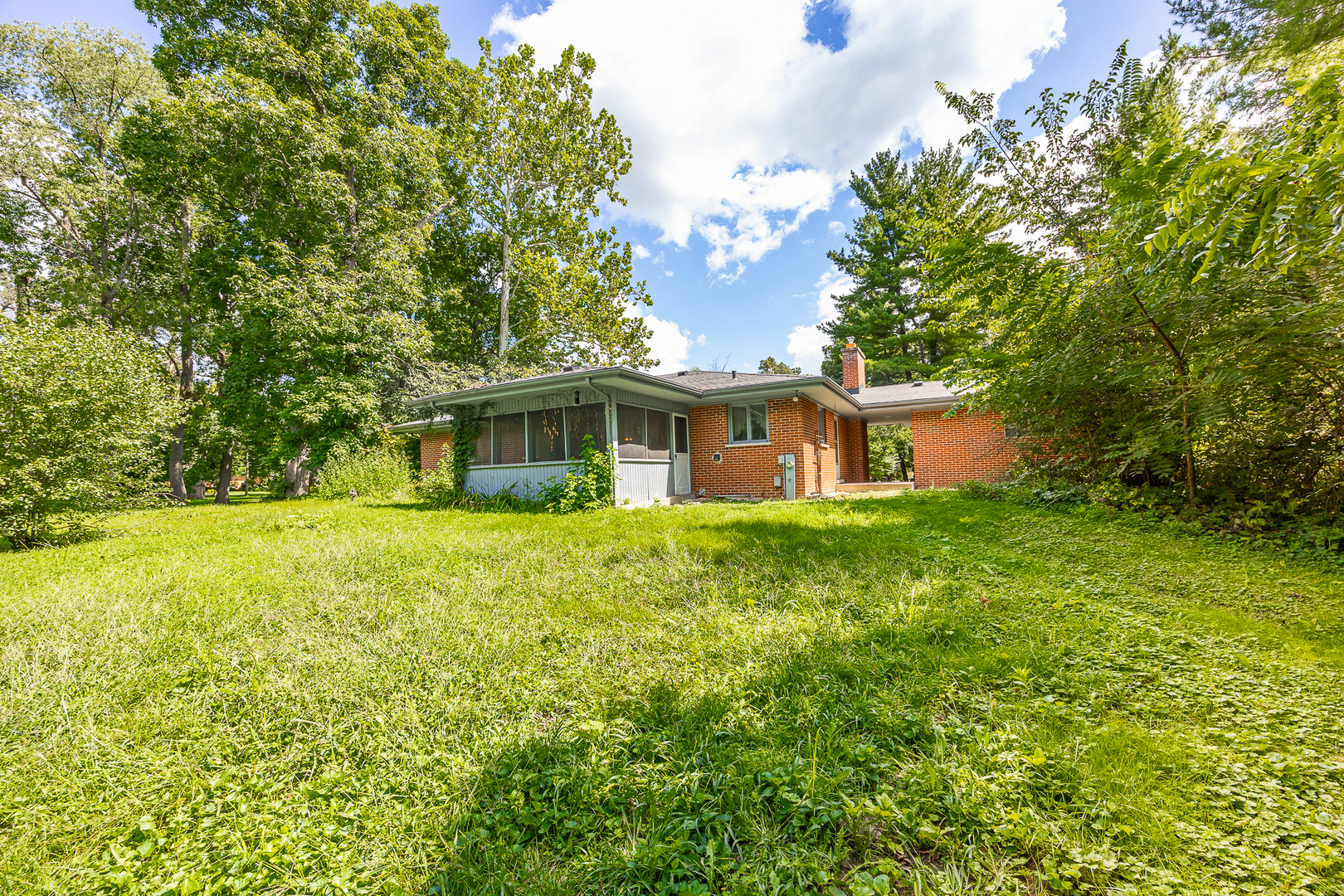 3N424 Elm Court, West Chicago, IL 60185