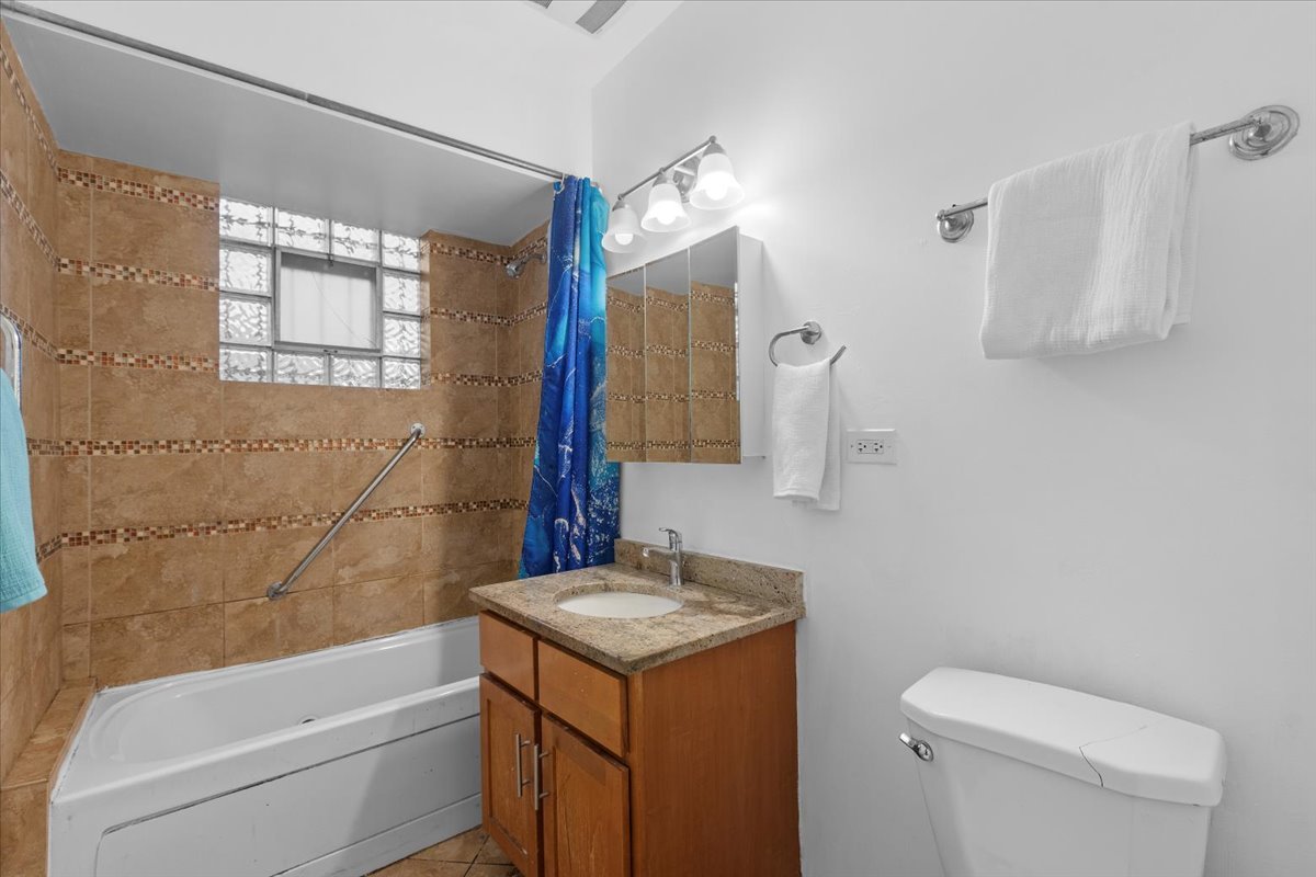 7711 S Throop Street, Chicago, IL 60620