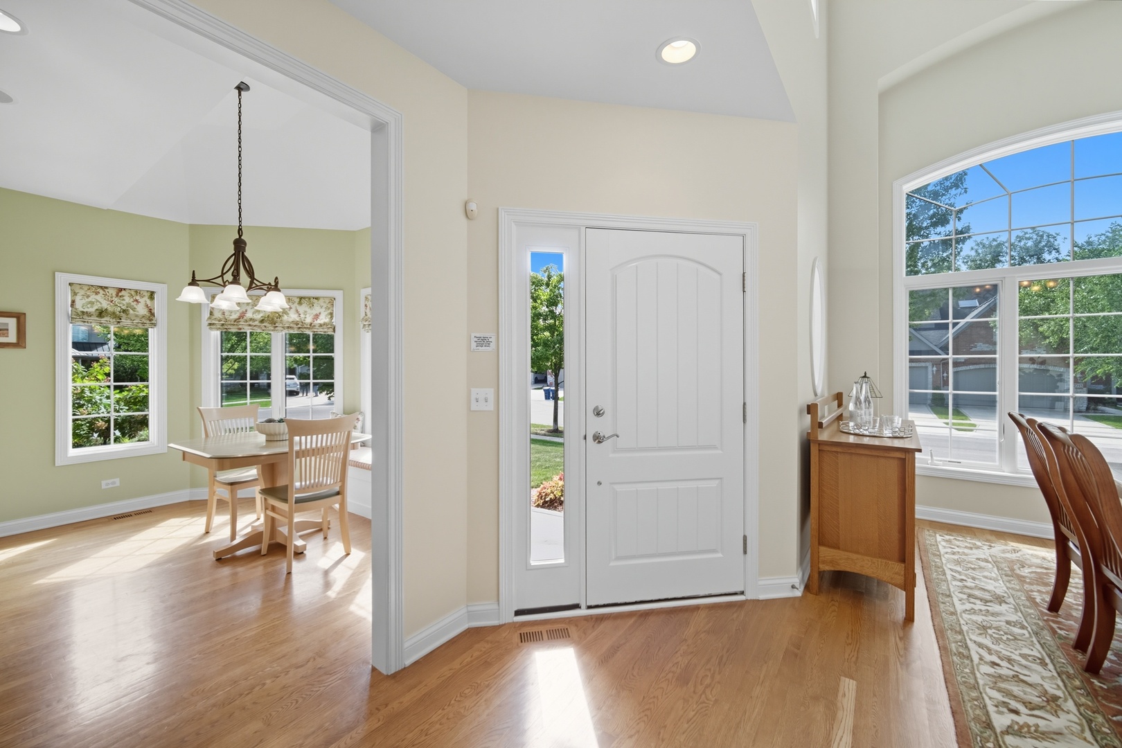 5616 Durand Drive #5616, Downers Grove, IL 60516