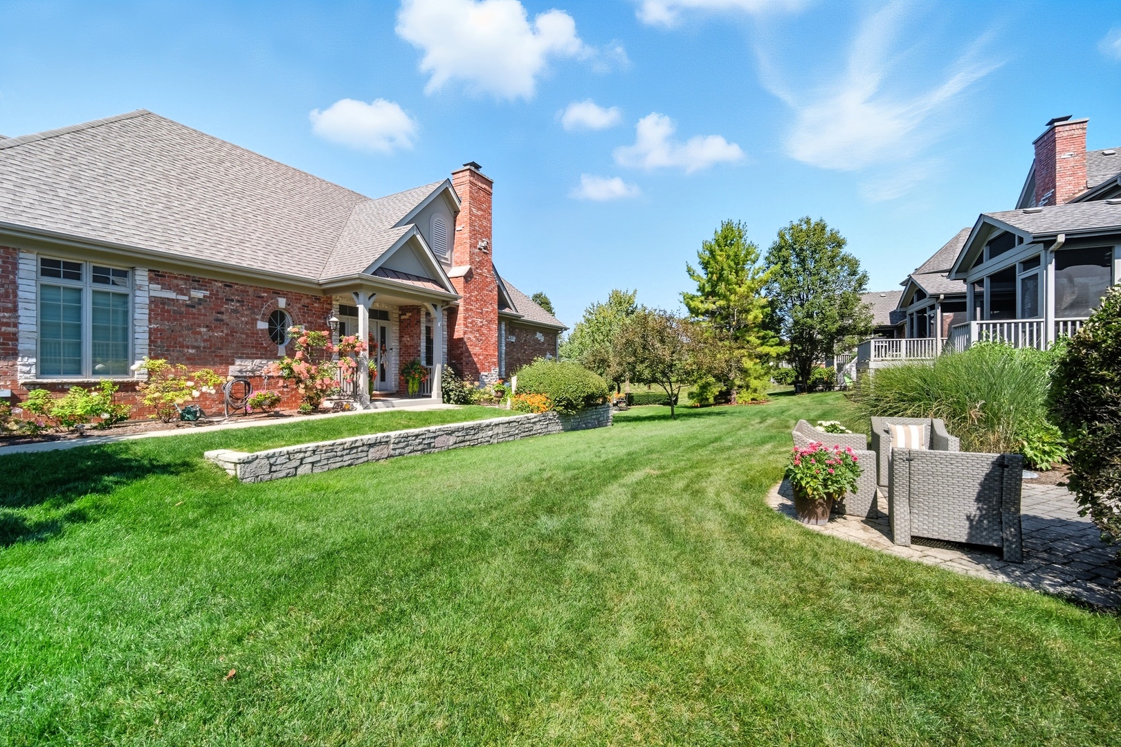 5616 Durand Drive #5616, Downers Grove, IL 60516