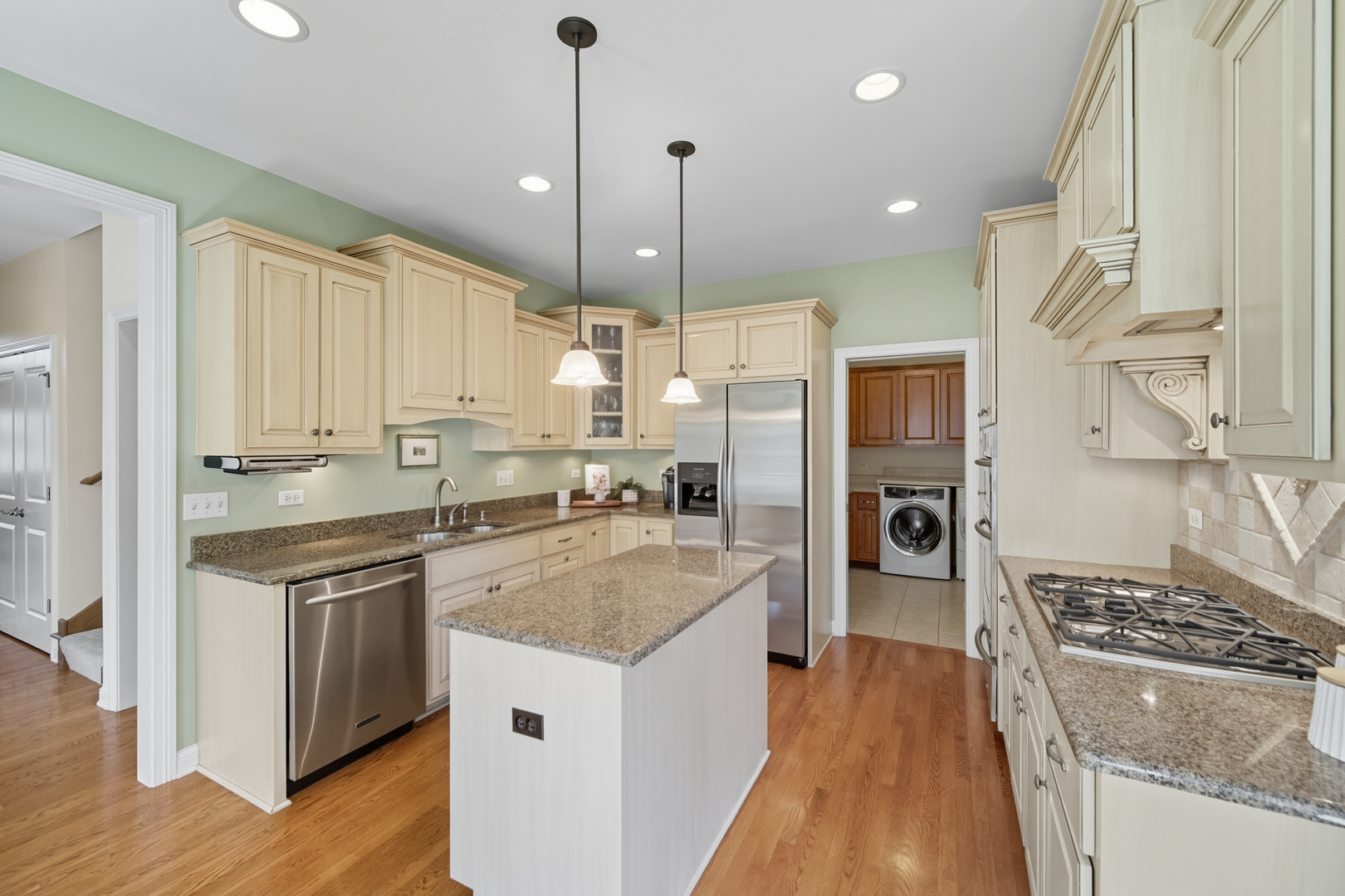 5616 Durand Drive #5616, Downers Grove, IL 60516