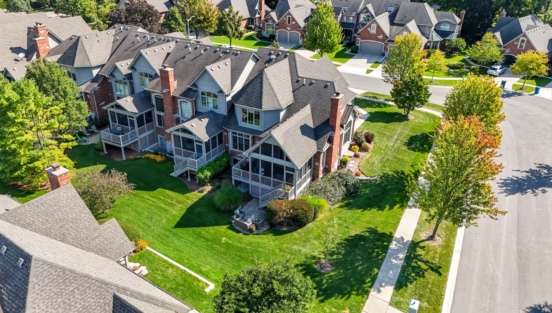 5616 Durand Drive #5616, Downers Grove, IL 60516