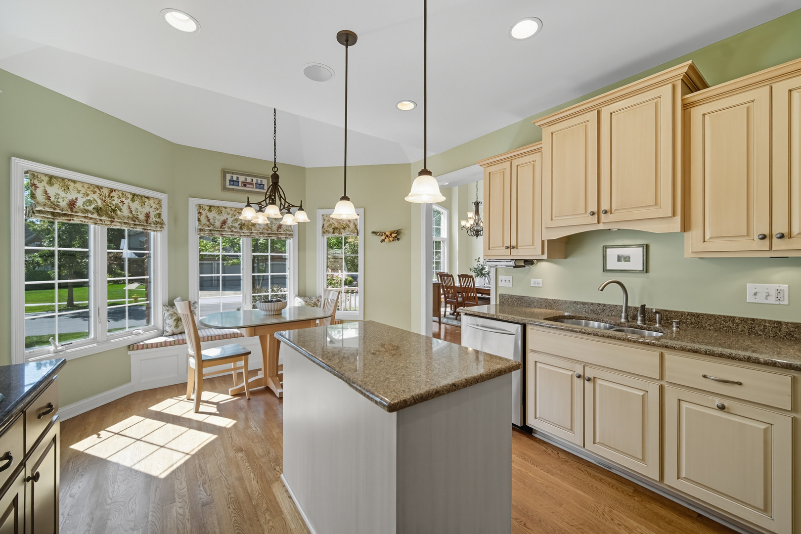 5616 Durand Drive #5616, Downers Grove, IL 60516