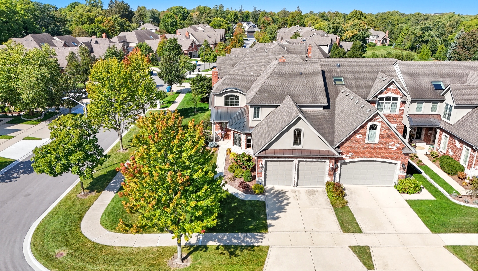 5616 Durand Drive #5616, Downers Grove, IL 60516