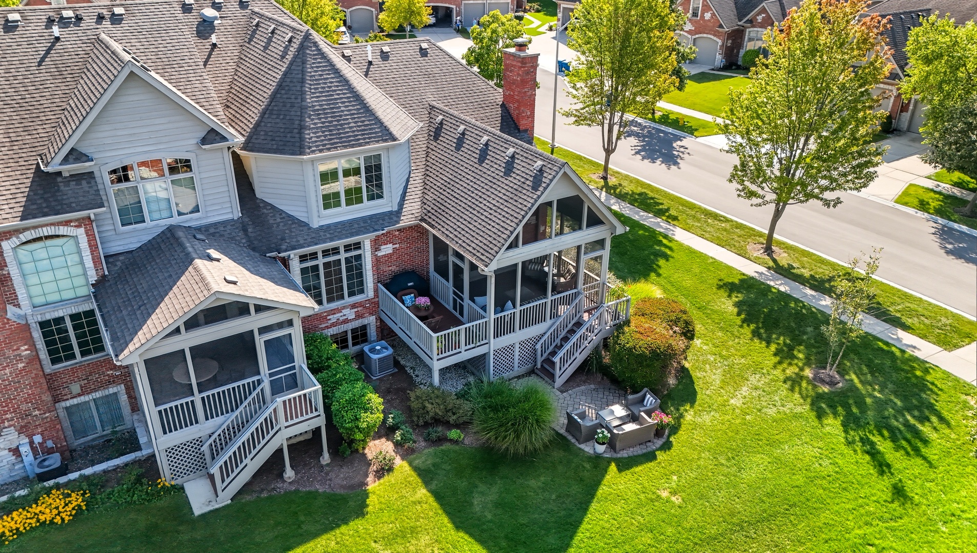 5616 Durand Drive #5616, Downers Grove, IL 60516