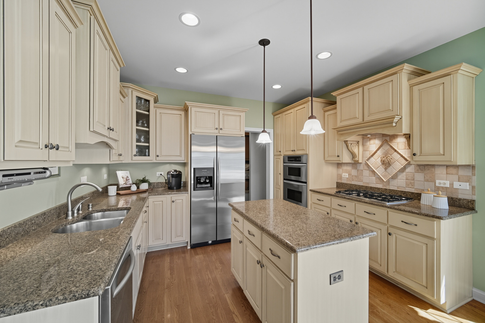 5616 Durand Drive #5616, Downers Grove, IL 60516