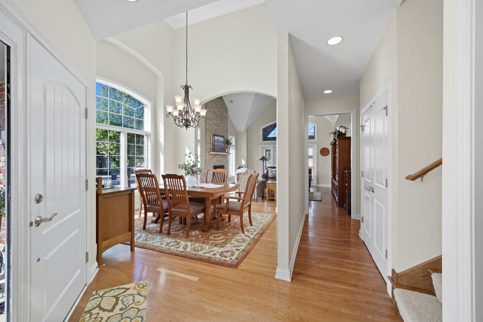 5616 Durand Drive #5616, Downers Grove, IL 60516