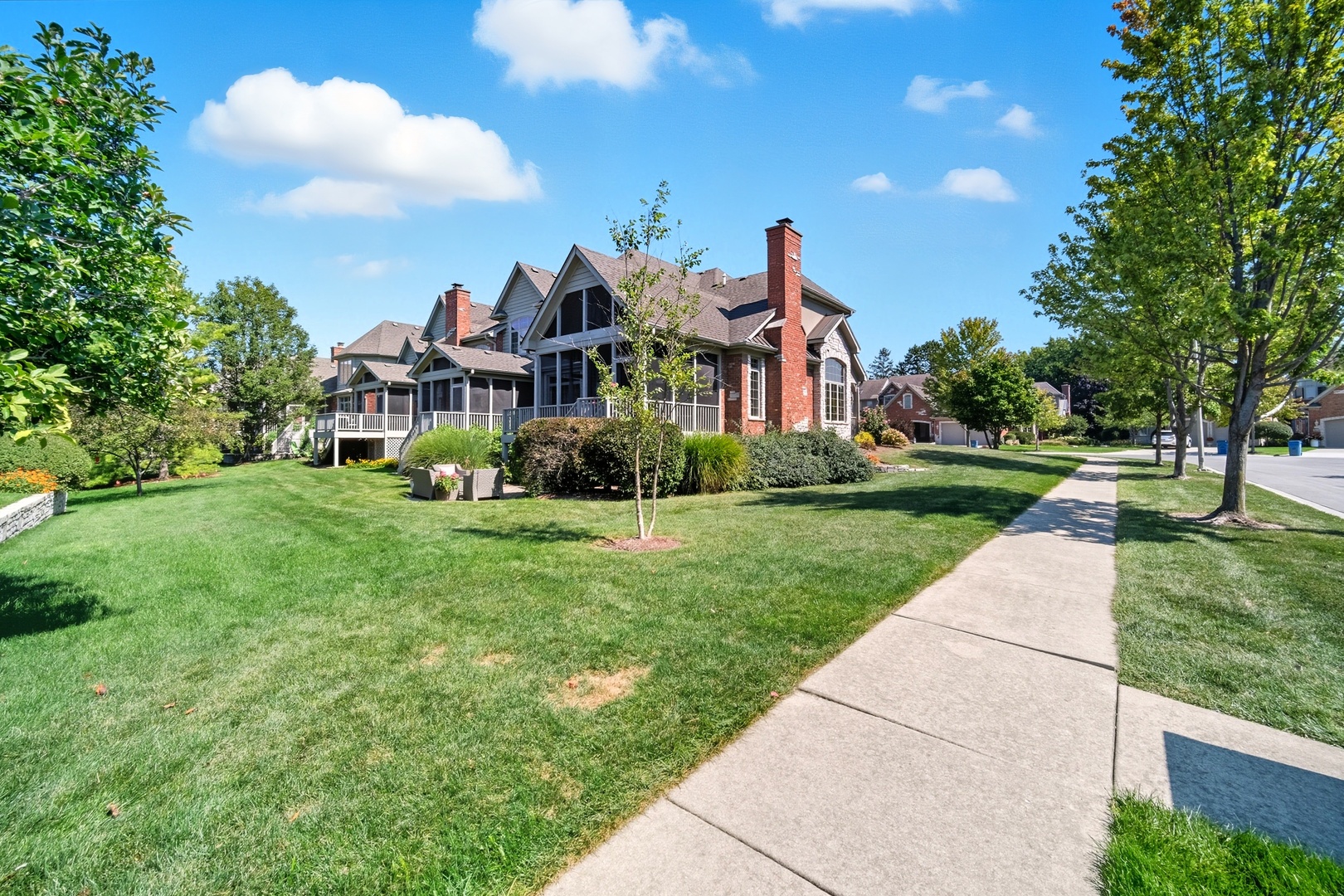 5616 Durand Drive #5616, Downers Grove, IL 60516