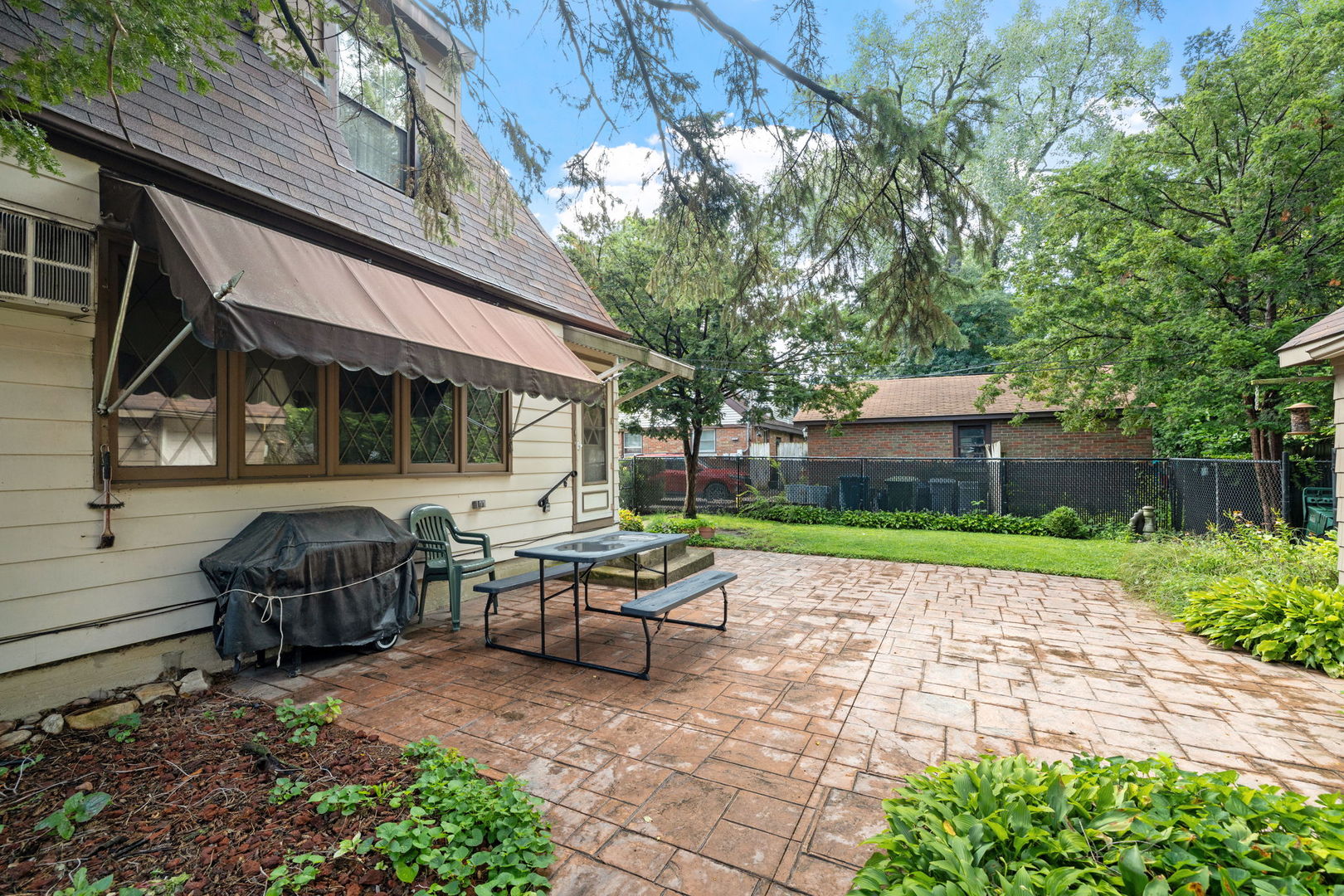 9600 Central Avenue, Oak Lawn, IL 60453