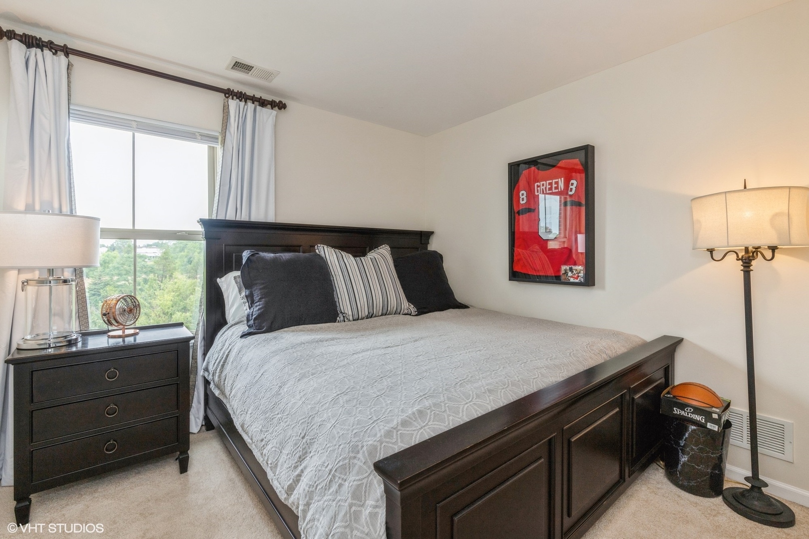 335 W Alpine Springs Drive #335, Vernon Hills, IL 60061
