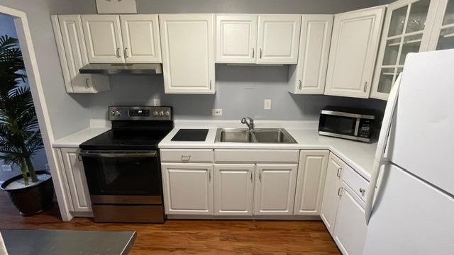 6157 N Sheridan Road #8E, Chicago, IL 60660