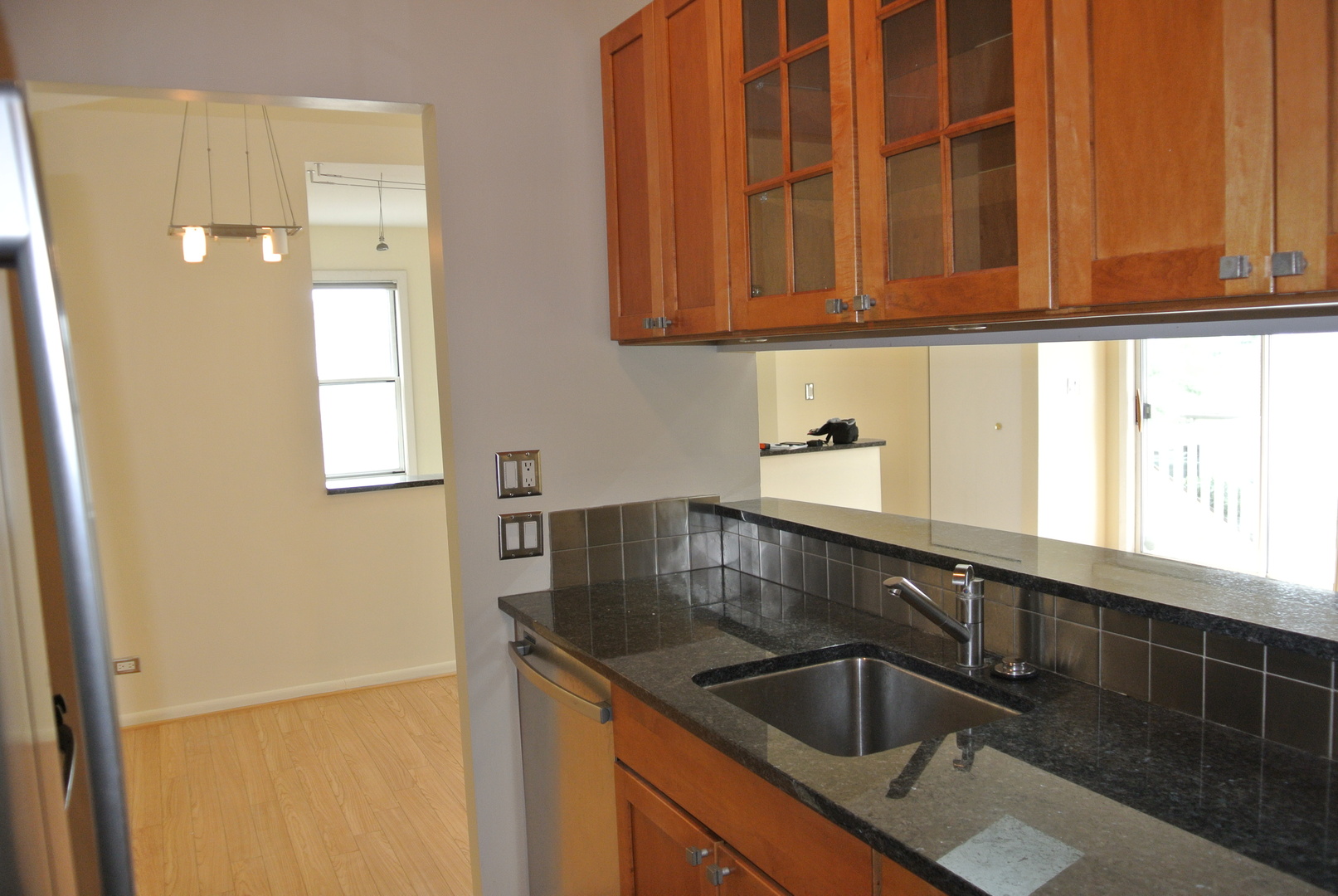 576 E WINDGATE Court, Arlington Heights, IL 60005
