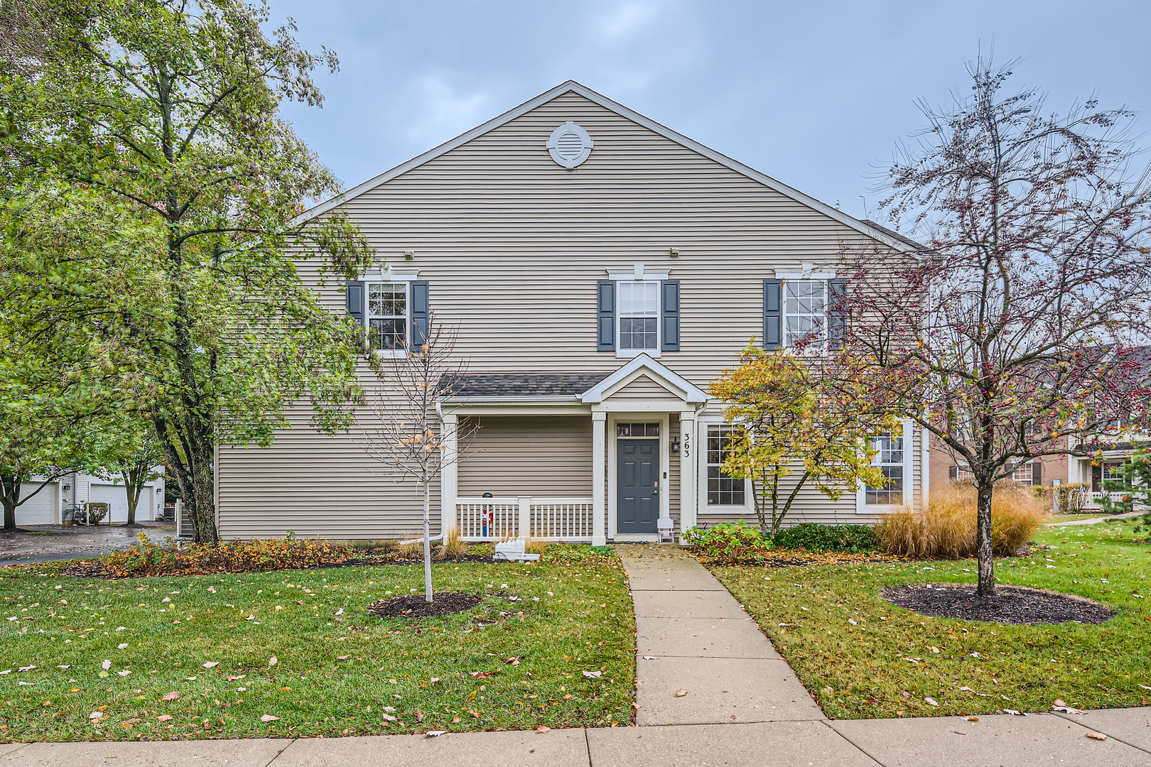 363 S Litchfield Drive, Round Lake, IL 60073
