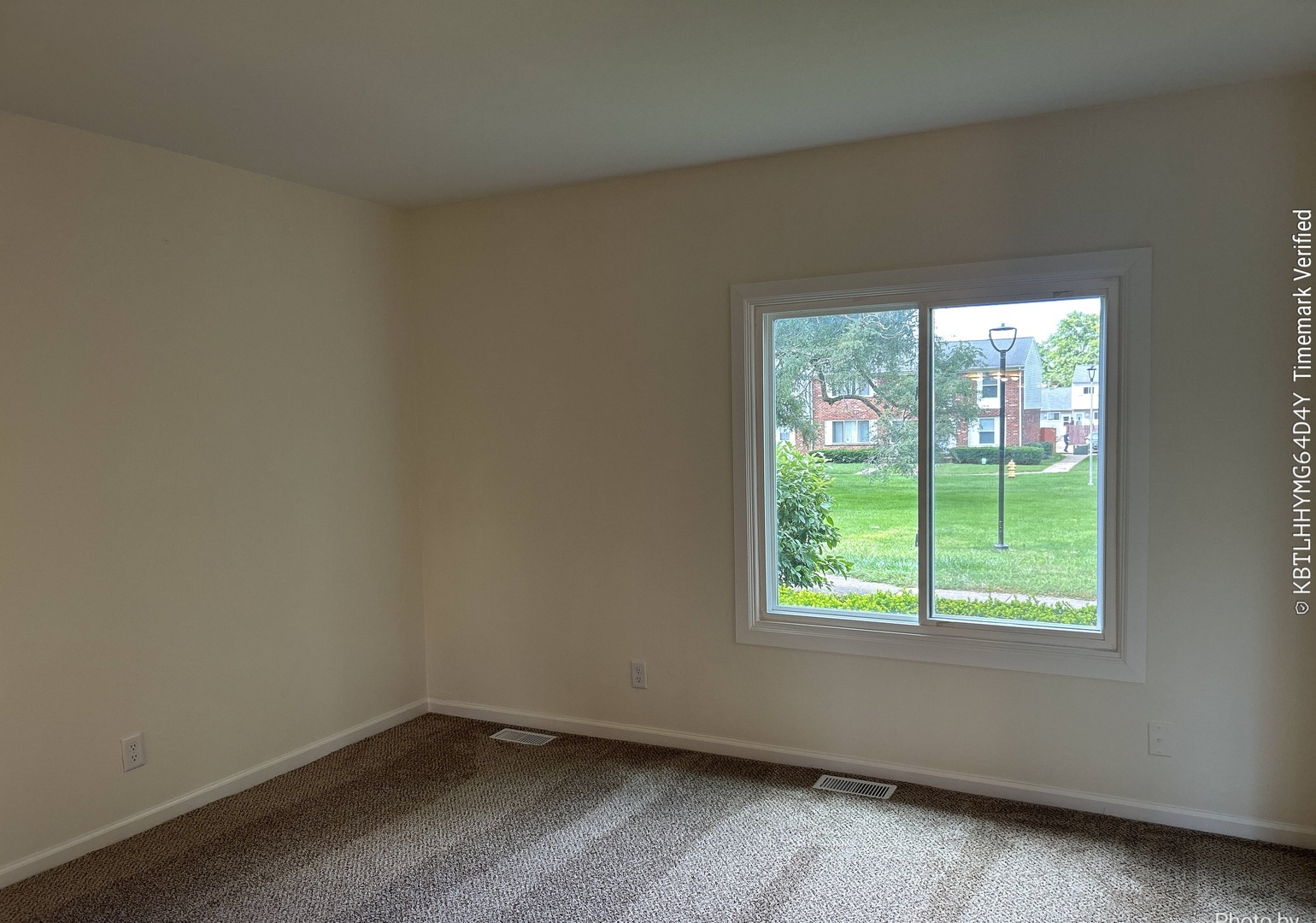 443 Mallview Lane, Bolingbrook, IL 60440