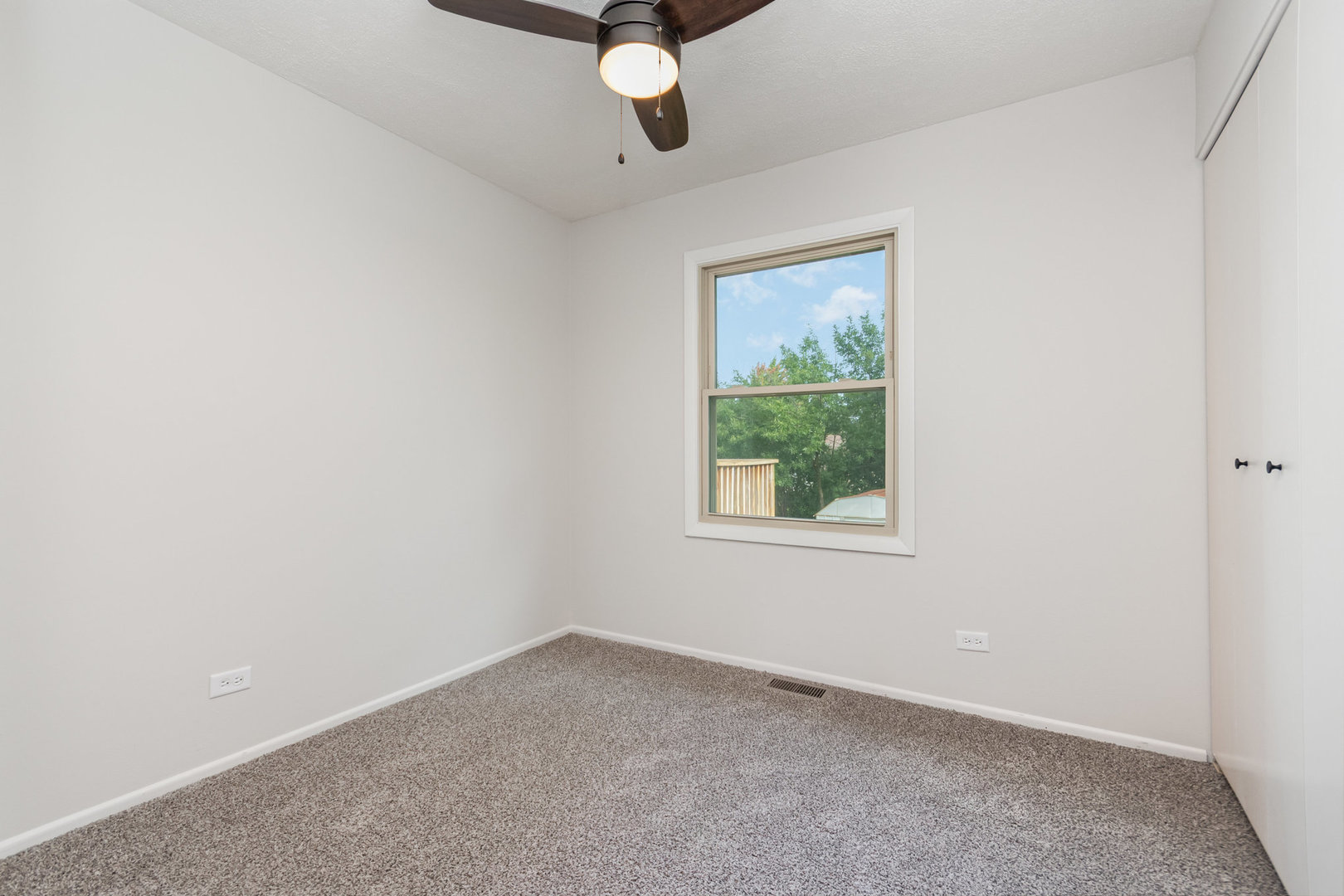 8170 Northway Drive, Hanover Park, IL 60133