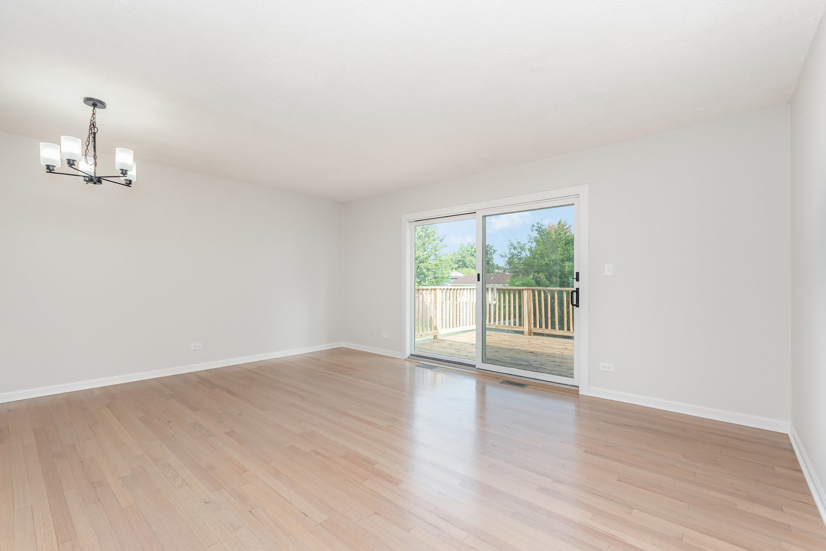 8170 Northway Drive, Hanover Park, IL 60133