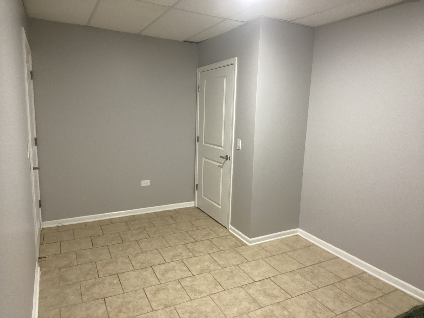 171 N 25th Avenue #8, Melrose Park, IL 60160
