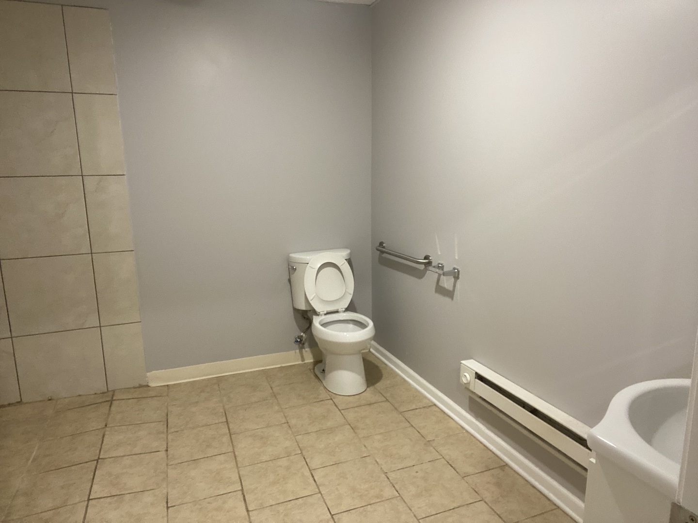 171 N 25th Avenue #8, Melrose Park, IL 60160