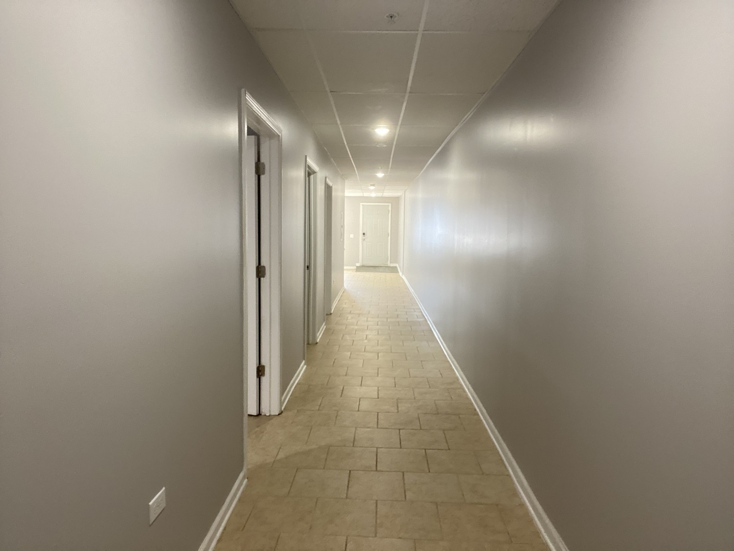 171 N 25th Avenue #8, Melrose Park, IL 60160