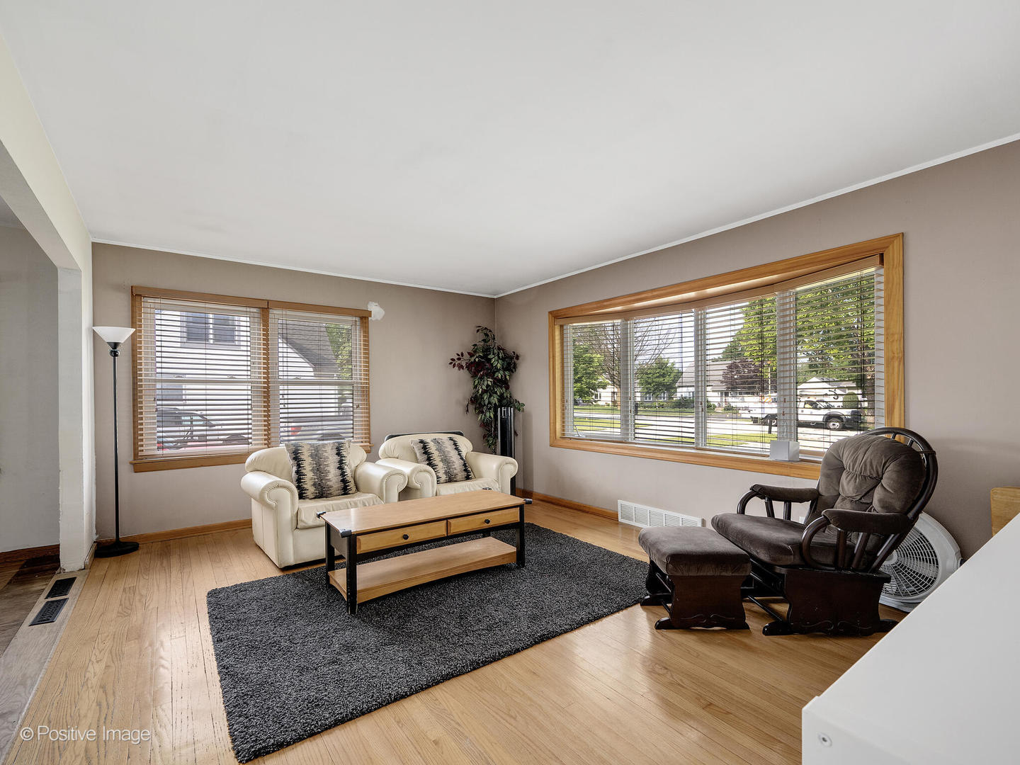 667 N Lombard Avenue, Lombard, IL 60148