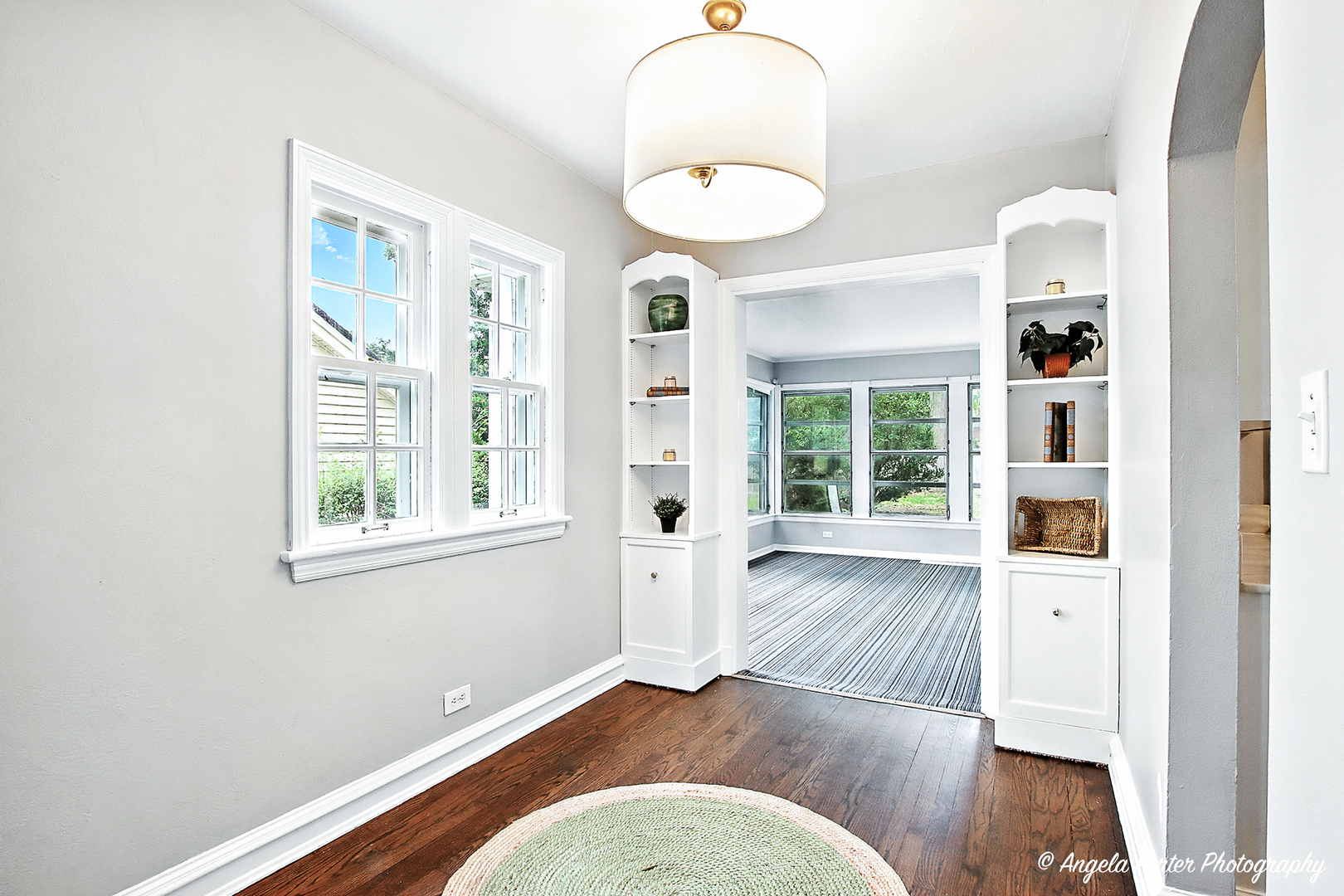 906 Pleasant Avenue, Highland Park, IL 60035