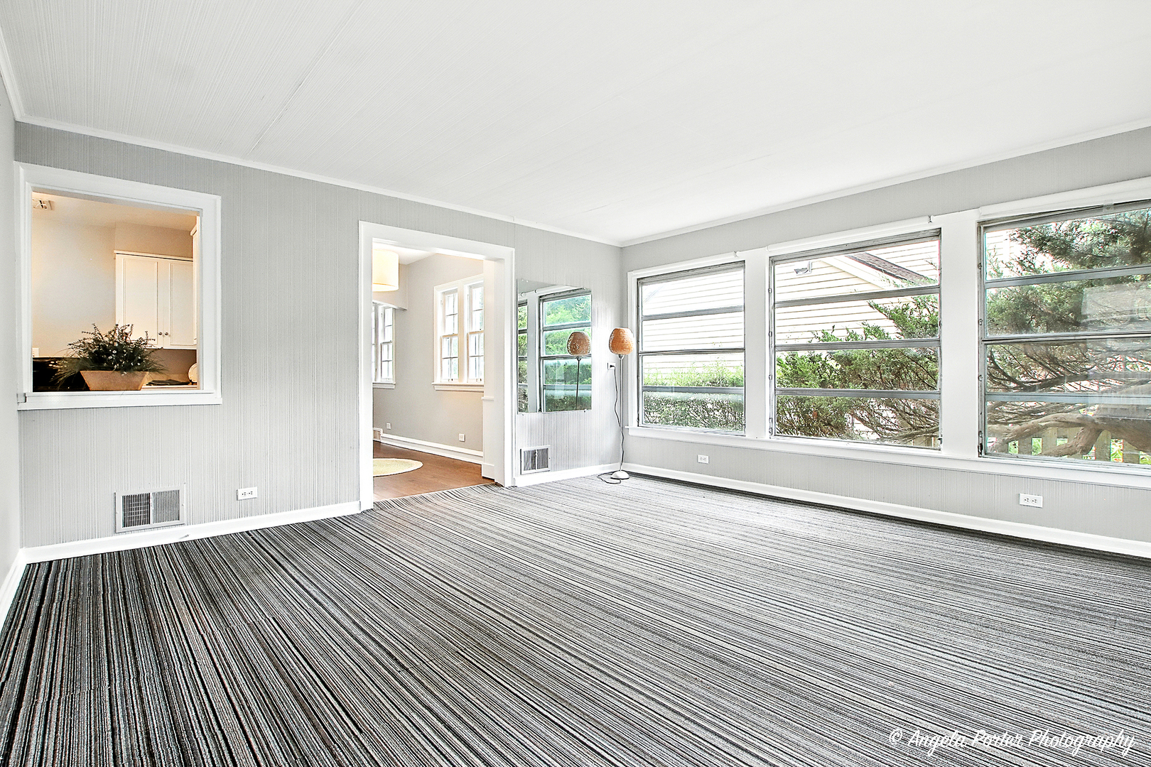 906 Pleasant Avenue, Highland Park, IL 60035