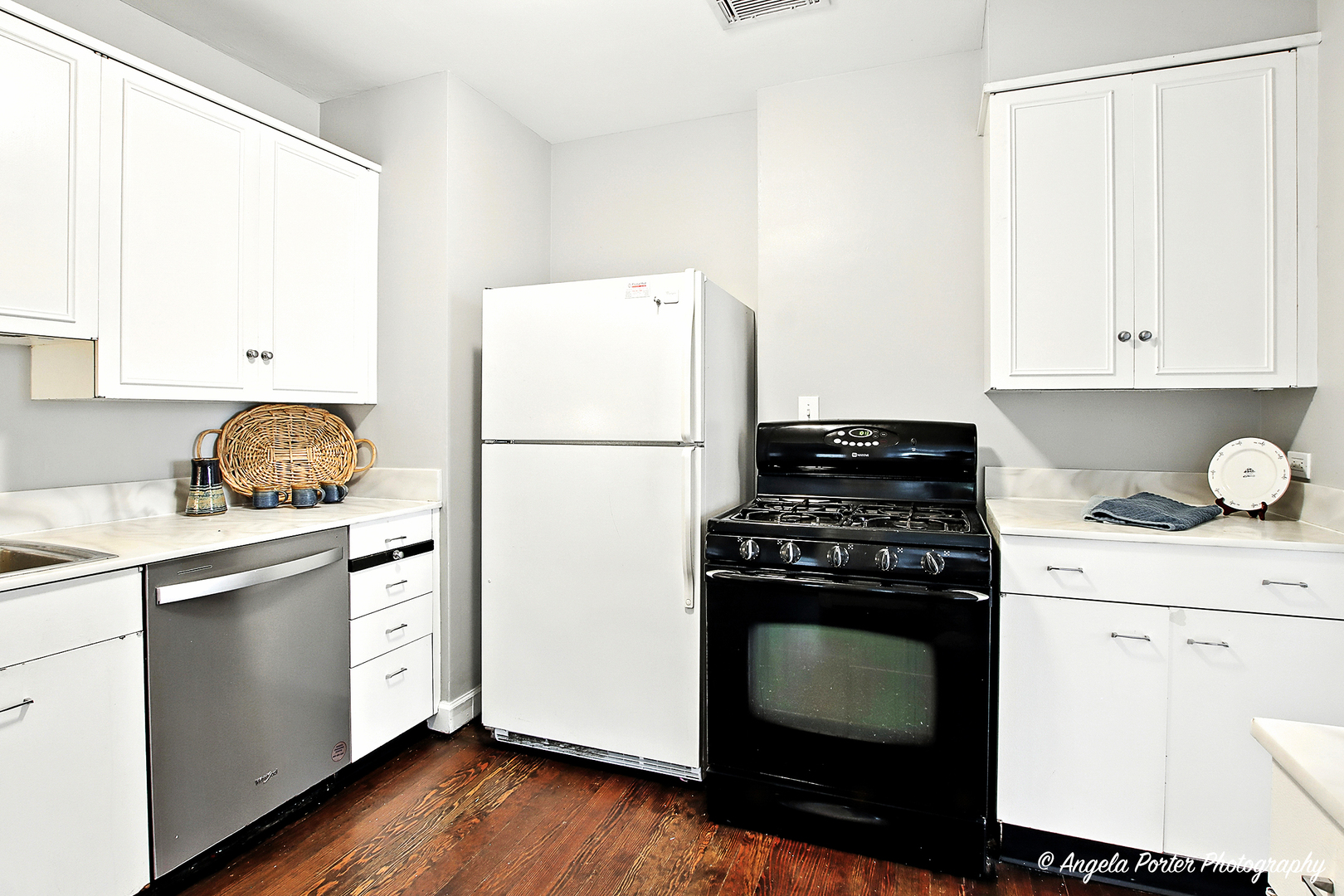 906 Pleasant Avenue, Highland Park, IL 60035