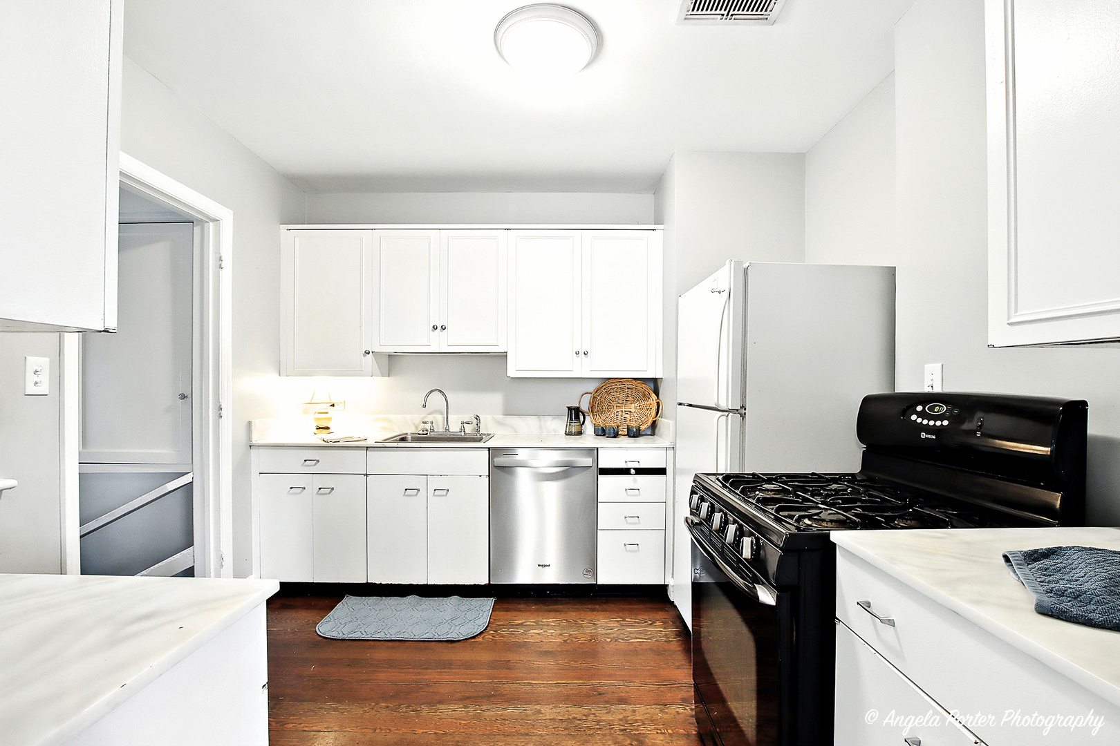 906 Pleasant Avenue, Highland Park, IL 60035
