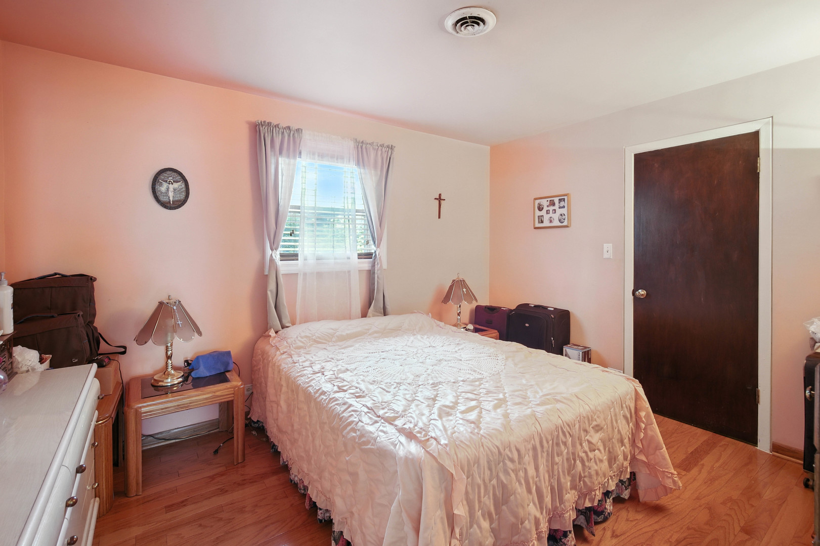 295 E Dennis Road, Wheeling, IL 60090