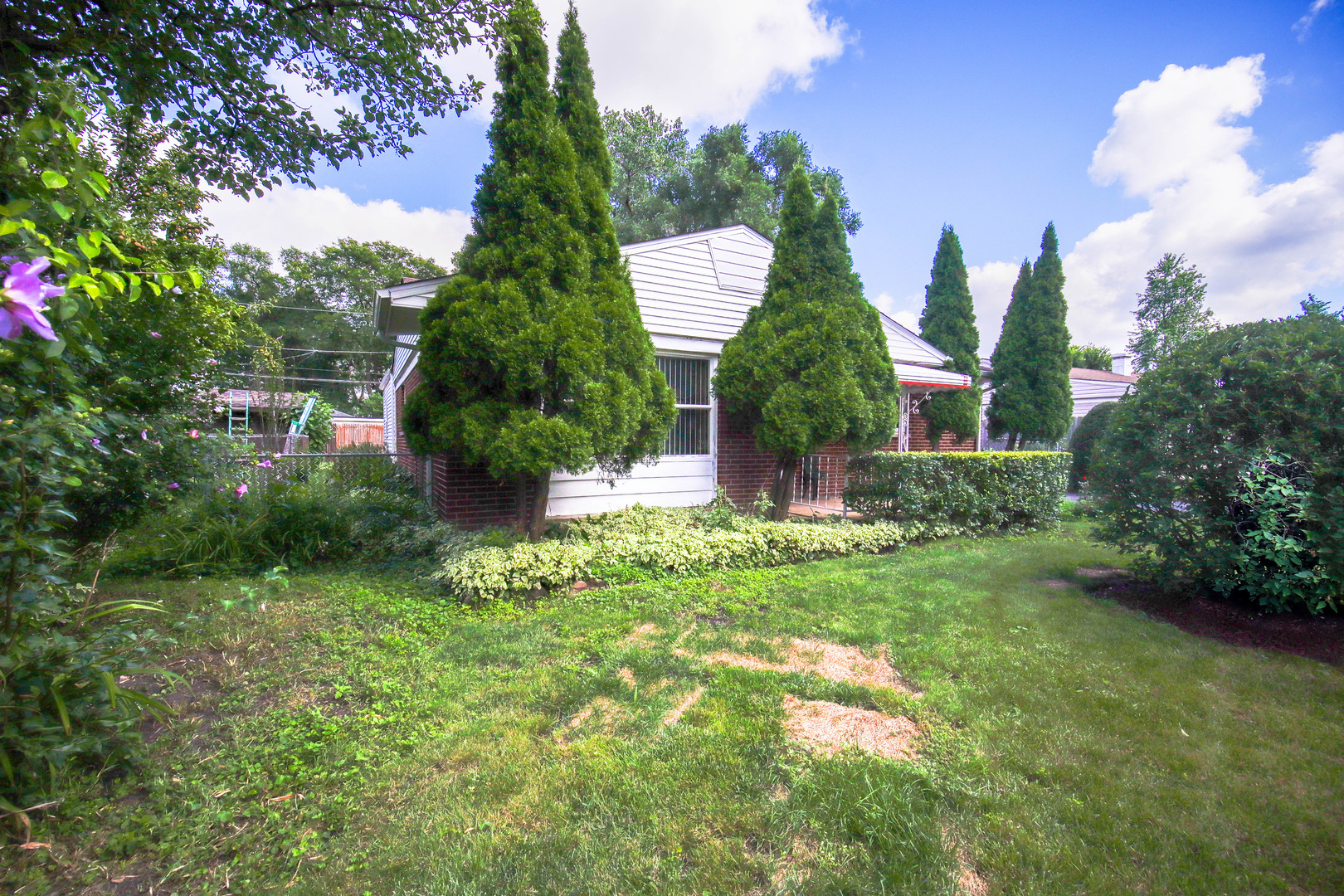 295 E Dennis Road, Wheeling, IL 60090