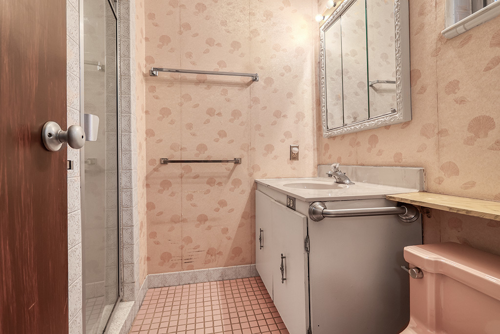 12422 S 70th Court, Palos Heights, IL 60463