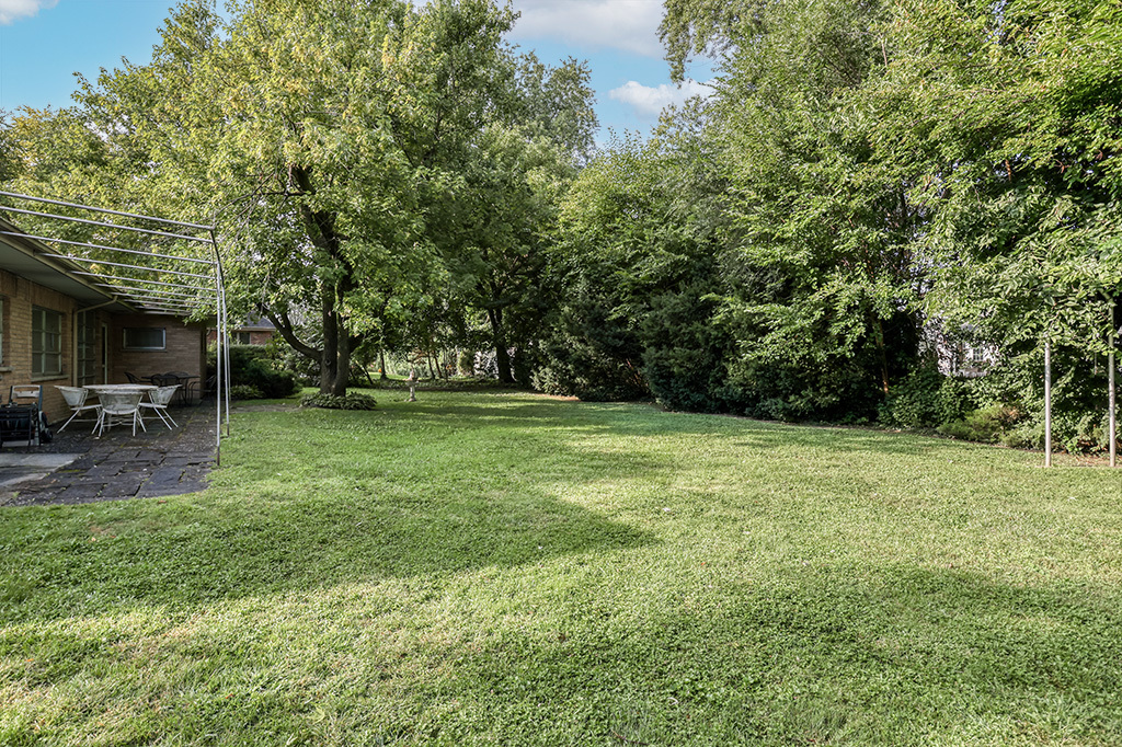 12422 S 70th Court, Palos Heights, IL 60463
