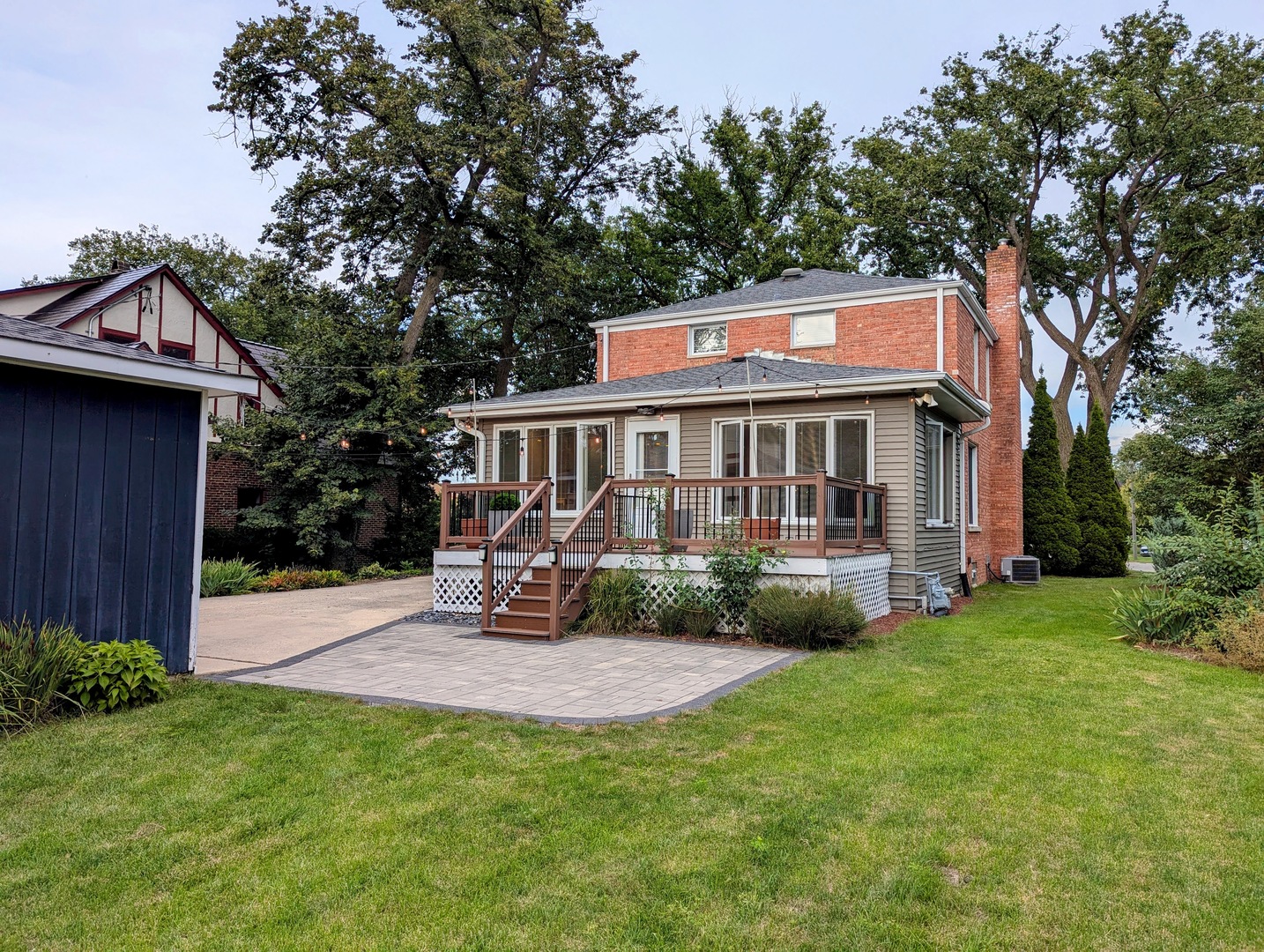 380 S HOLLY Avenue, Elmhurst, IL 60126