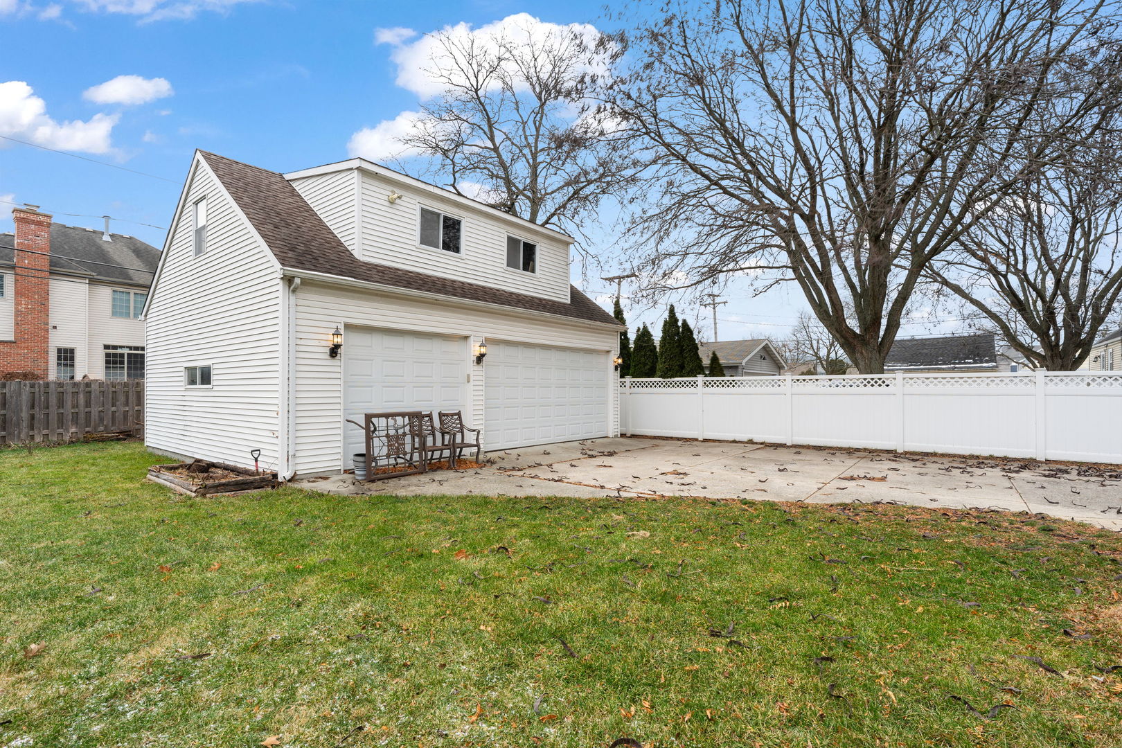 784 S Spring Road, Elmhurst, IL 60126