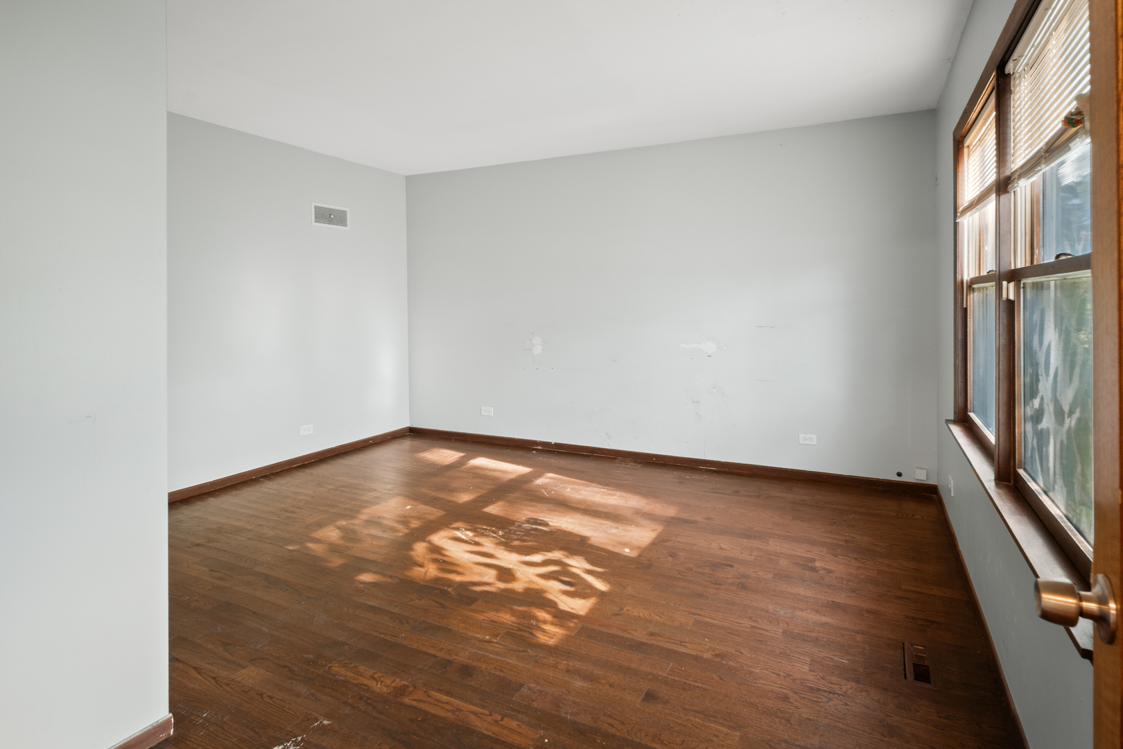 17206 Throop Street, East Hazel Crest, IL 60429