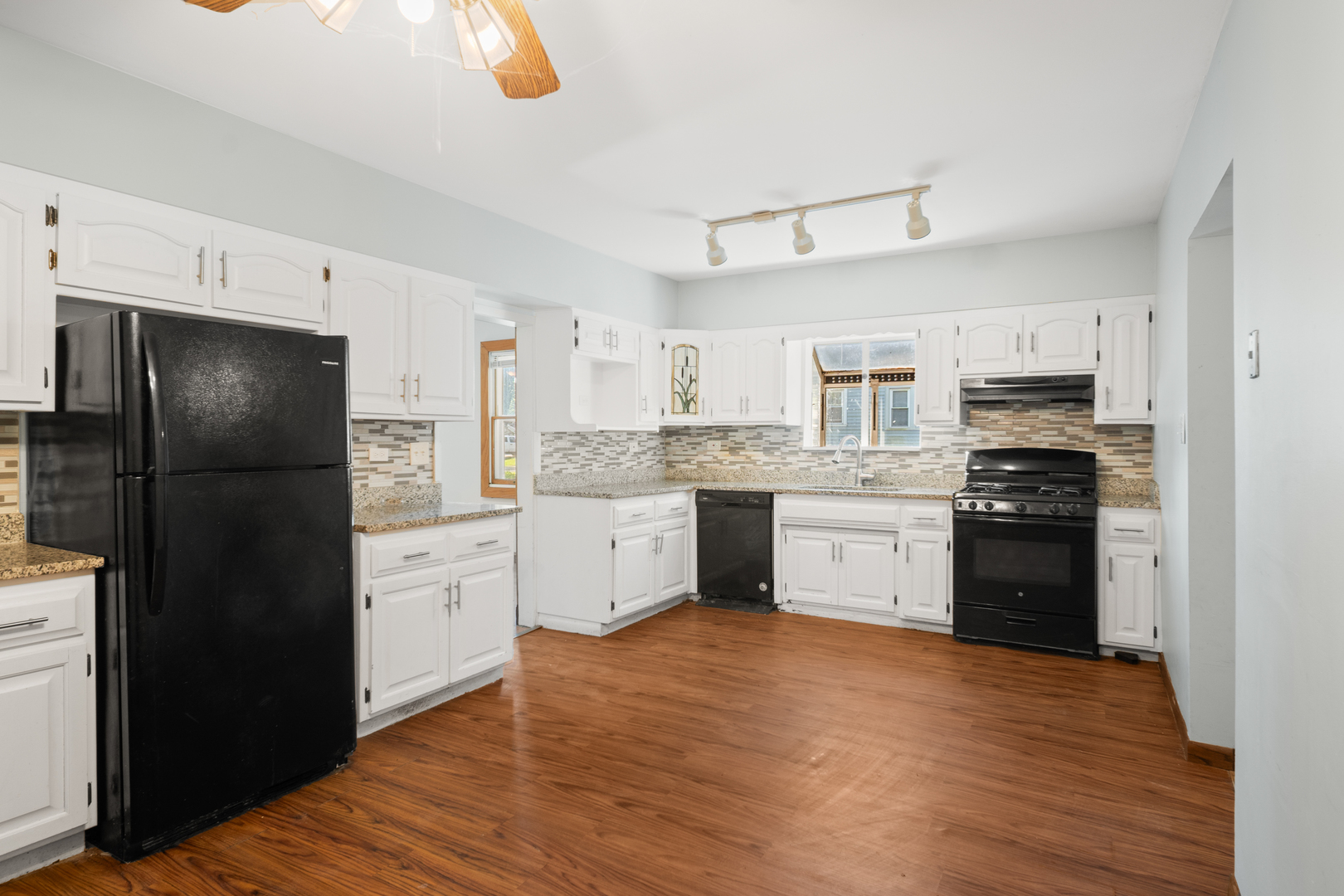 17206 Throop Street, East Hazel Crest, IL 60429