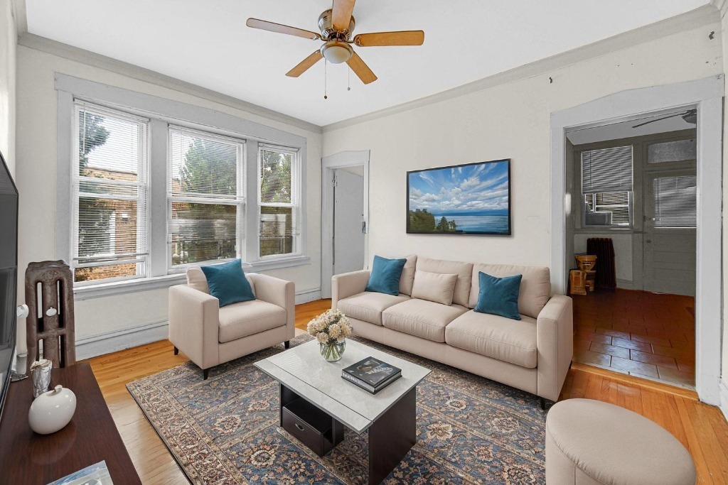 7335 S Michigan Avenue, Chicago, IL 60619