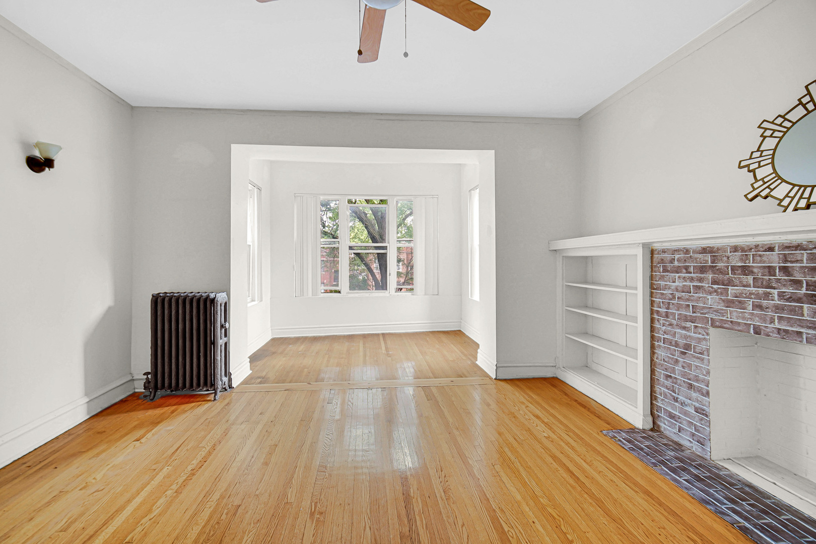 7335 S Michigan Avenue, Chicago, IL 60619